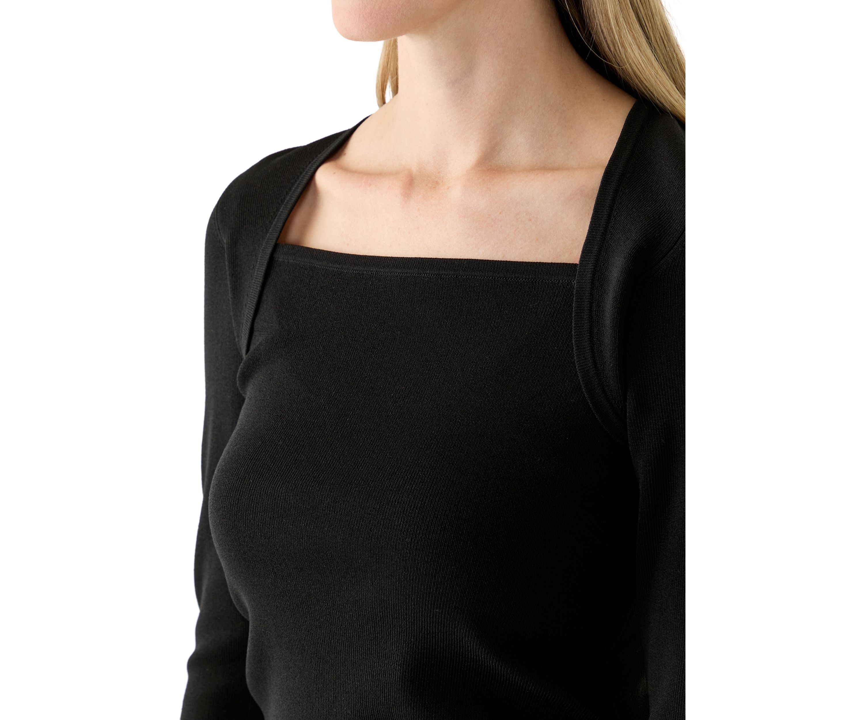 Womens 3/4 Sleeve Portrait Neck Top 