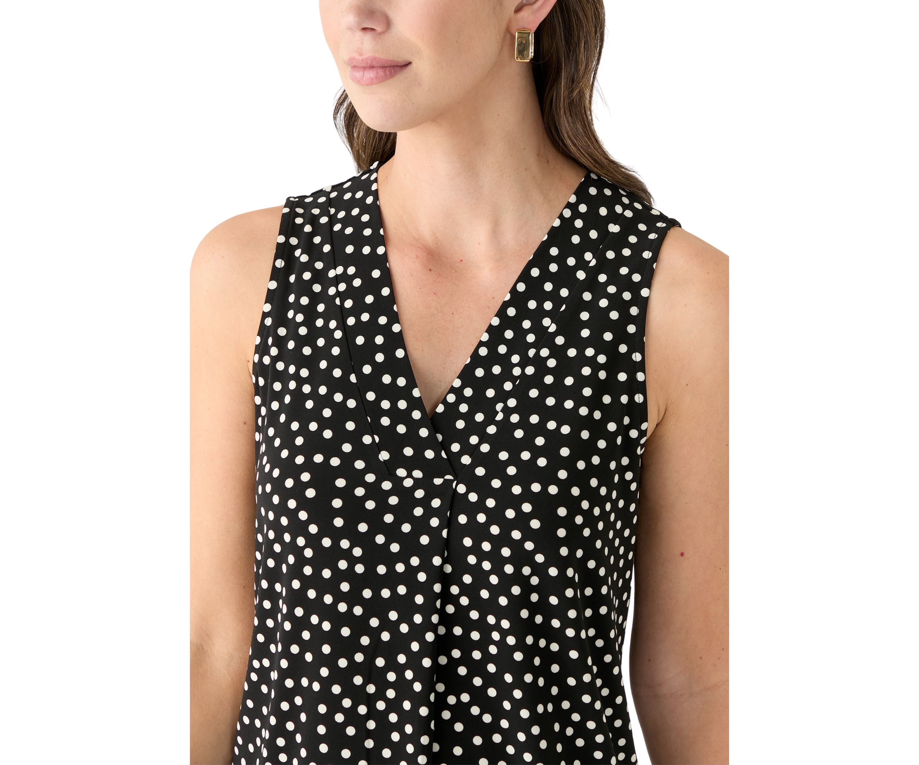 Womens Sleeveless Triple Pleat Top