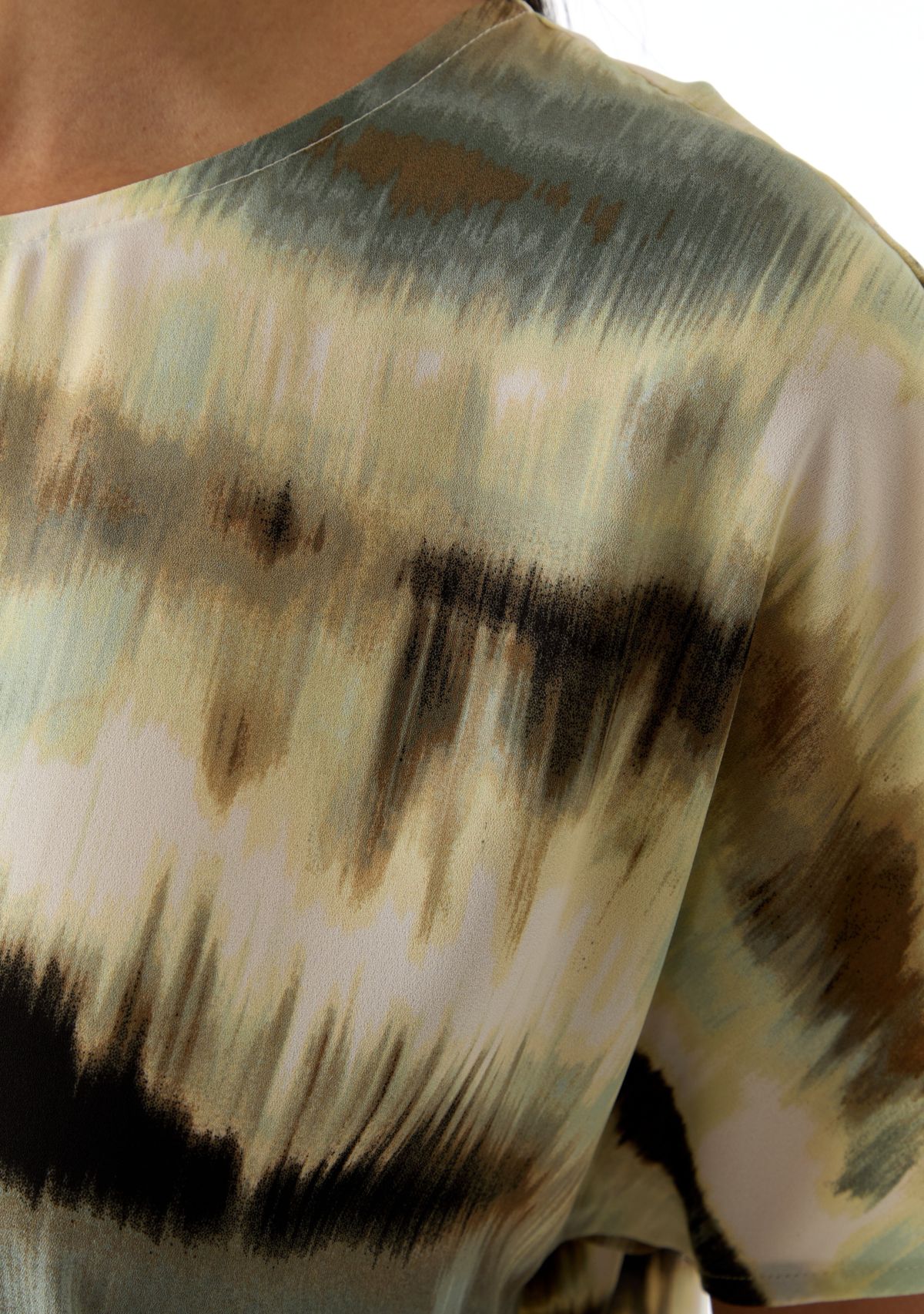 Petite Boat Neck Printed Blouse