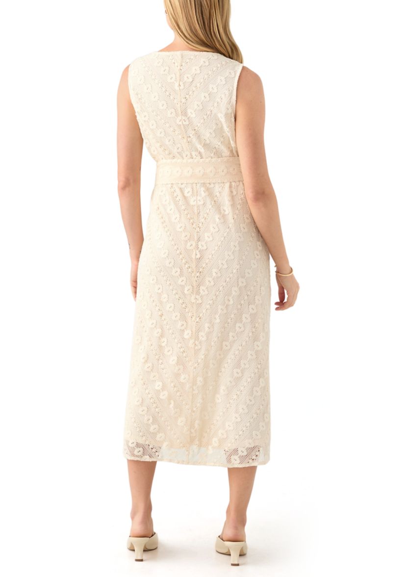 Petite V-Neck Patio Lace Dress