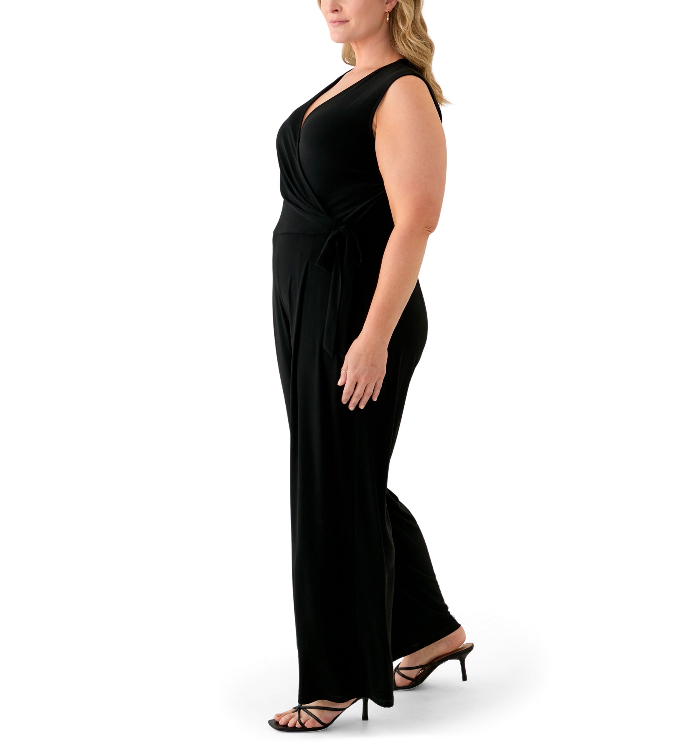 Plus Size Sleeveless V-Neck Jumpsuit 