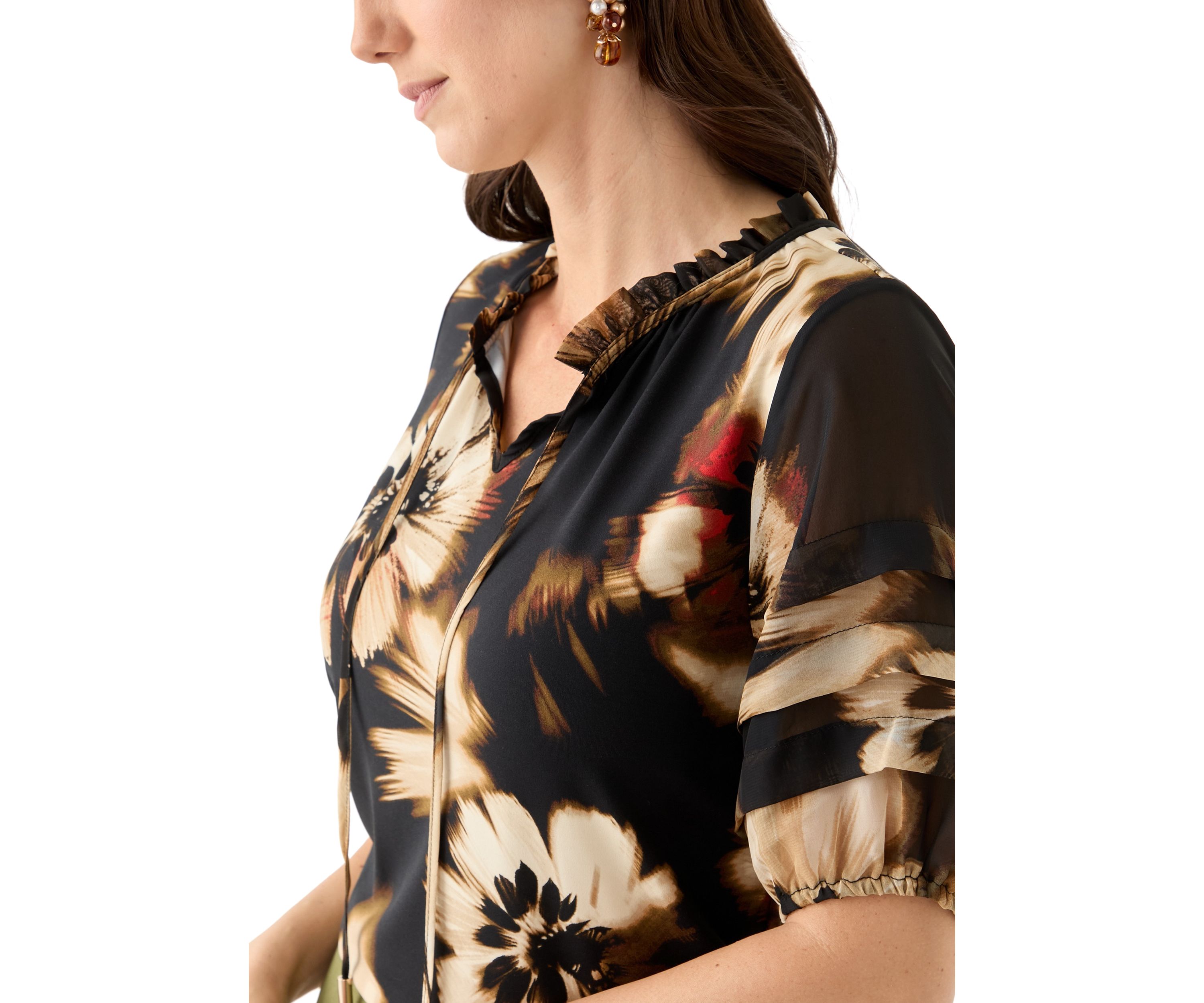 Petite Elbow Sleeve Floral Top 