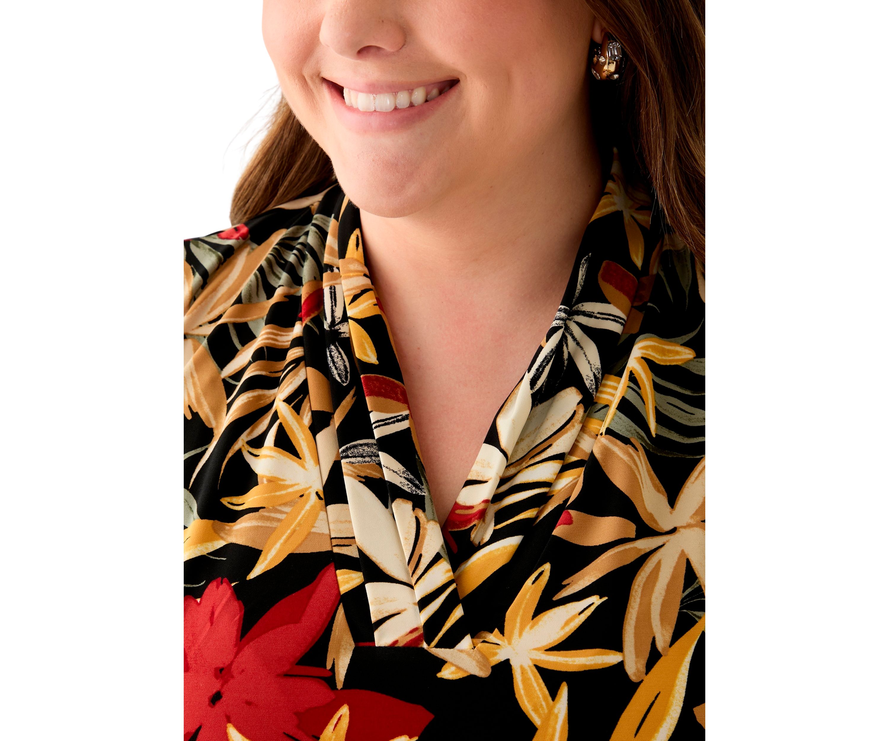 Plus Size Sleeveless Printed Triple Pleat Blouse