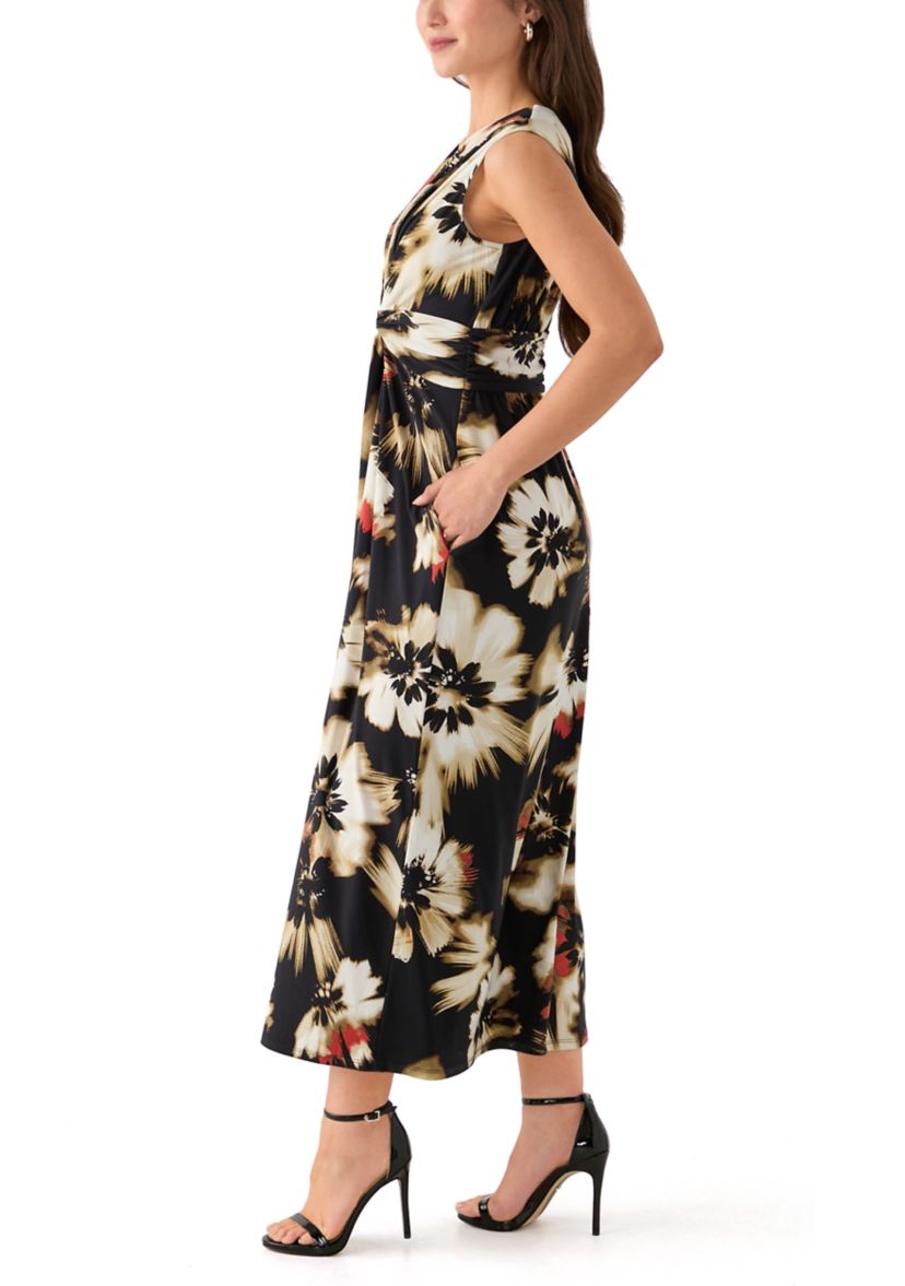 Petite Sleeveless Printed V-Neck Dress