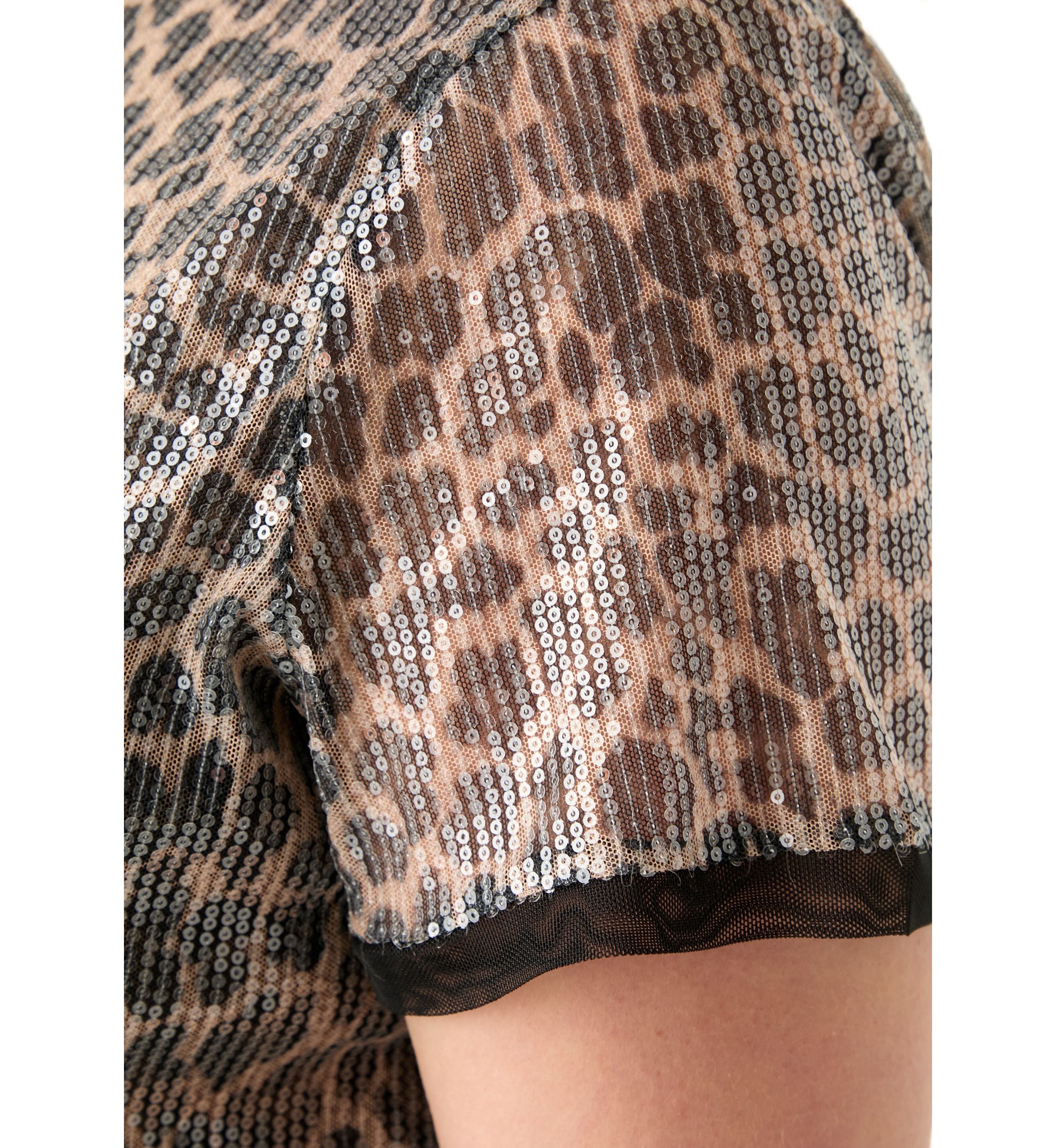 Plus Size Short Sleeve Banded Sequin Mesh Tee
