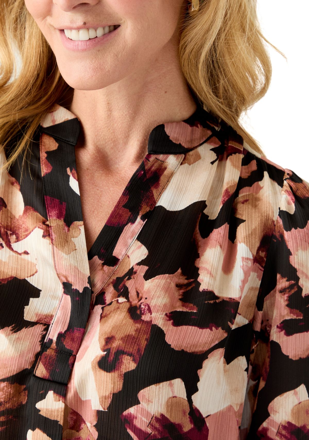 Womens Long-Sleeve V-Neck Pleated Top