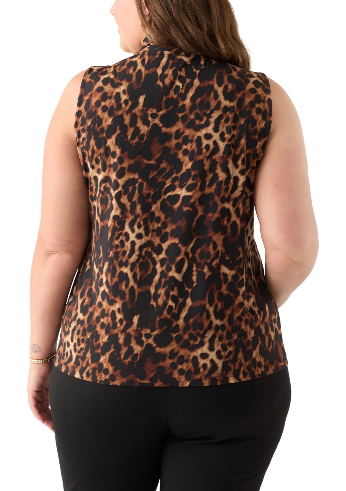 Plus Size Sleeveless Triple Pleat Top