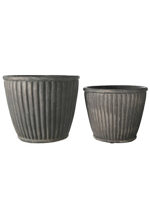 Urban Trends Collection Cement Round Pot with Molded