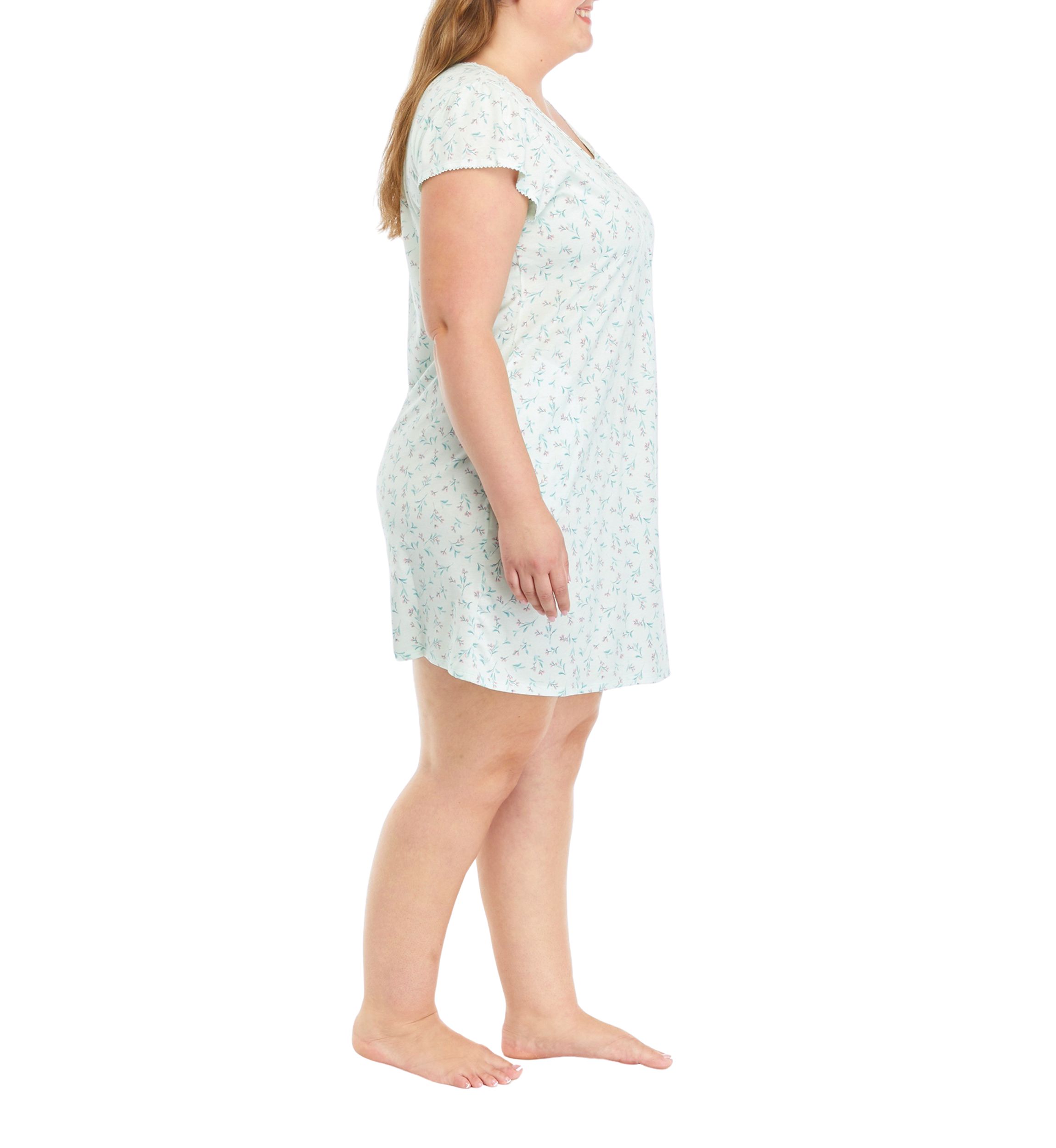 Plus Size Floral Printed Nightgown