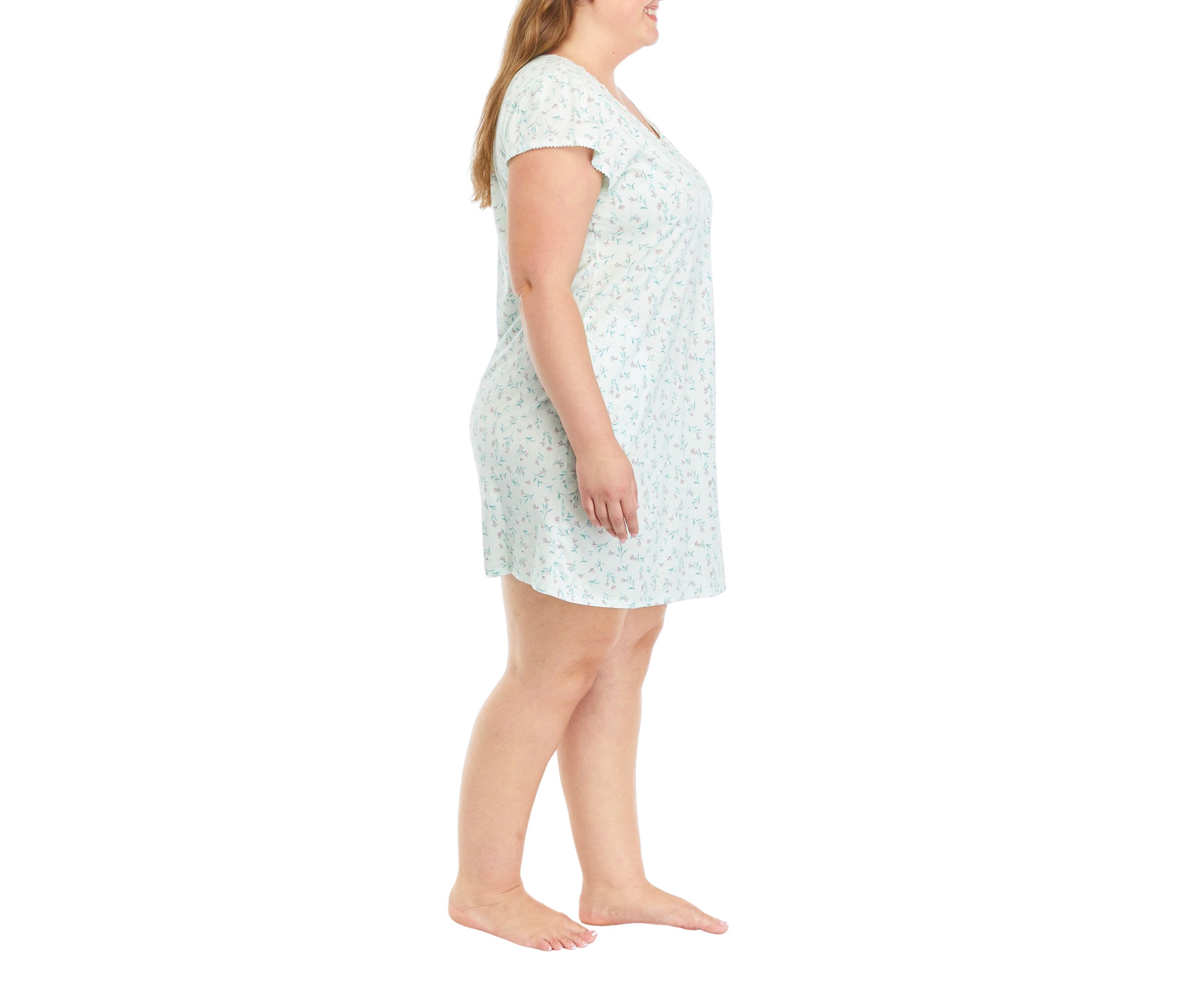 Plus Size Floral Printed Nightgown