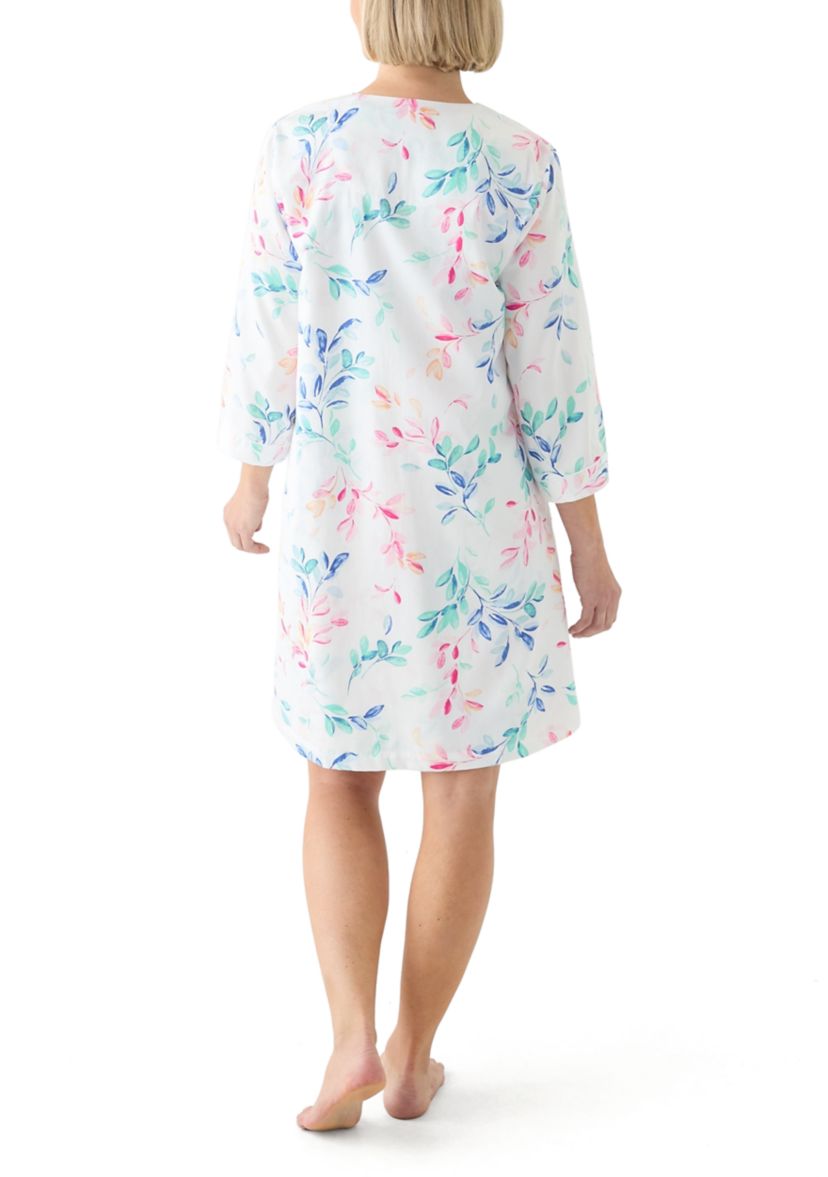 Short Snap Front Robe