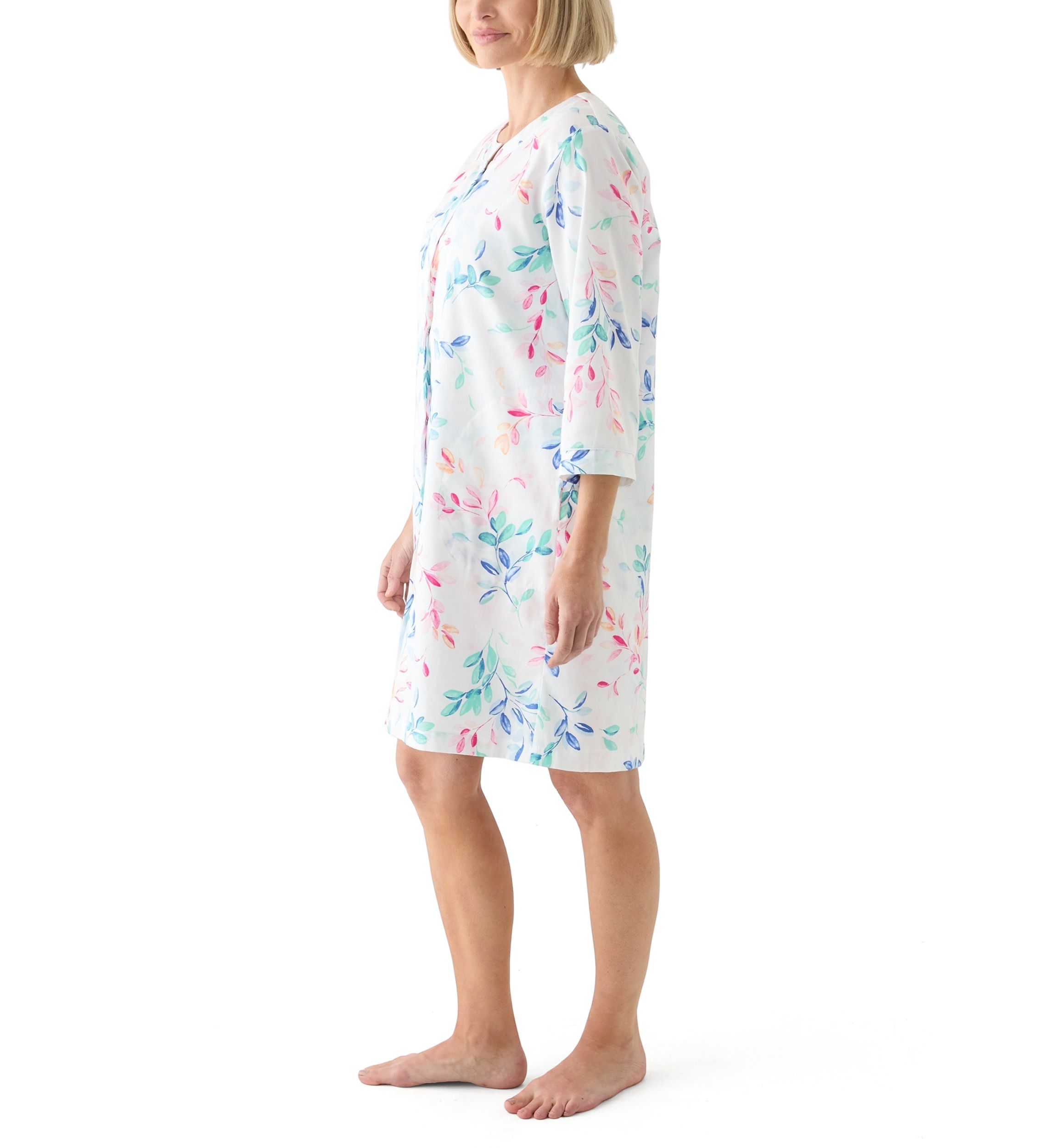 Short Snap Front Robe