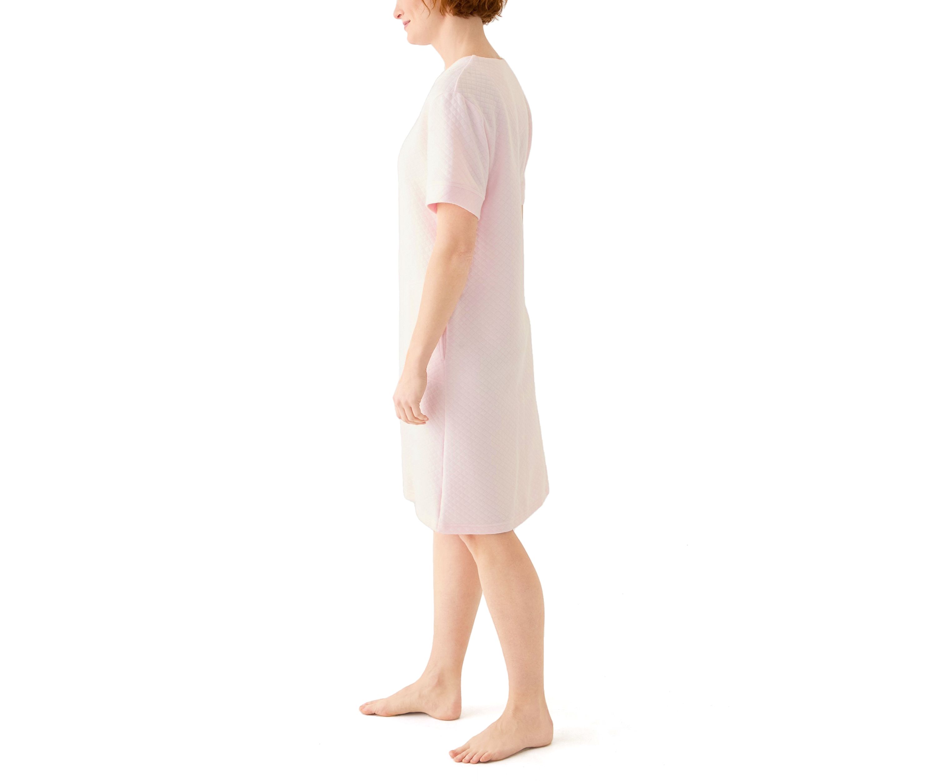 Womens Quilted Short Zip Robe