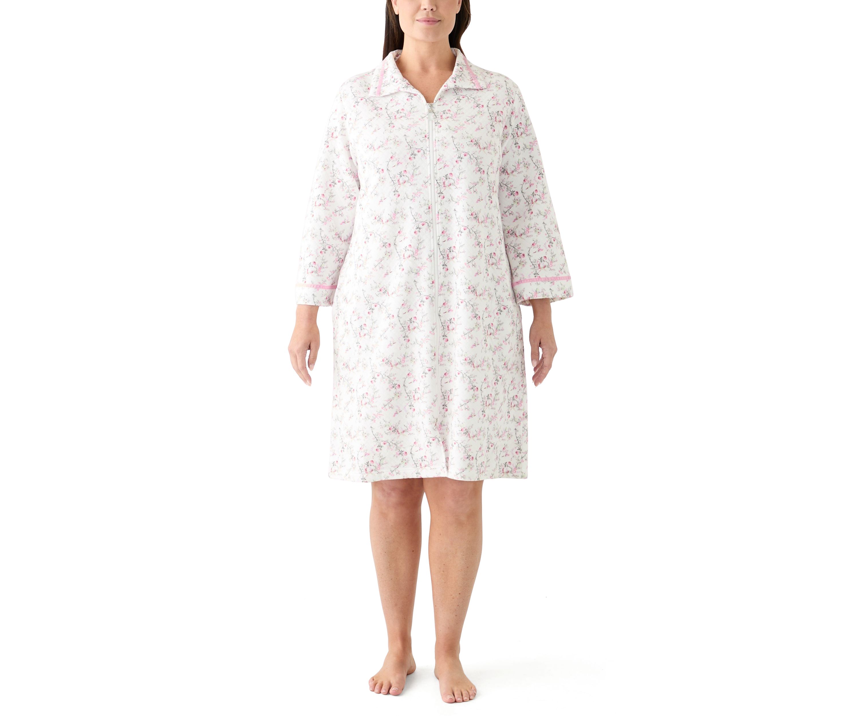 Plus Size Short Quilted Knit Zip Front Robe