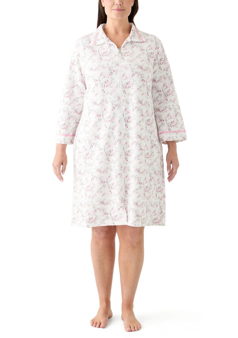 Plus Size Short Quilted Knit Zip Front Robe