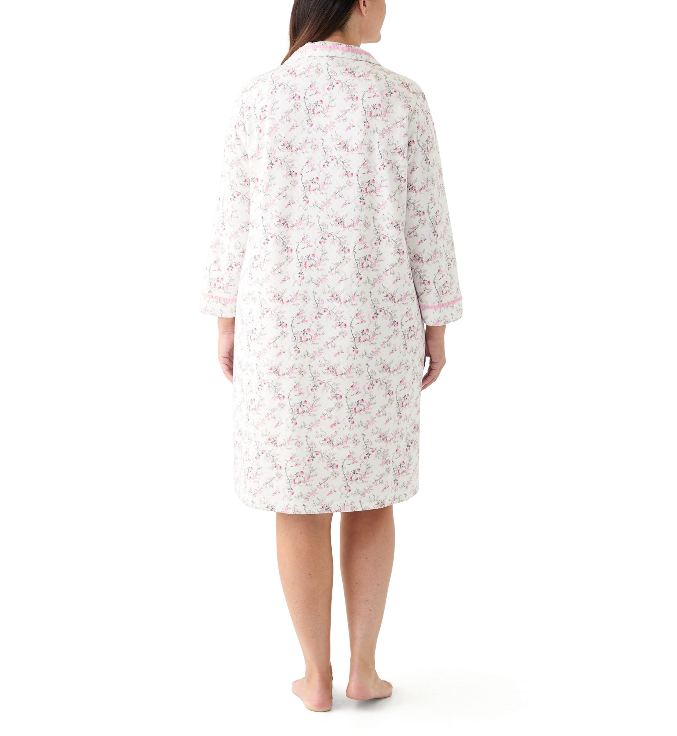 Plus Size Short Quilted Knit Zip Front Robe