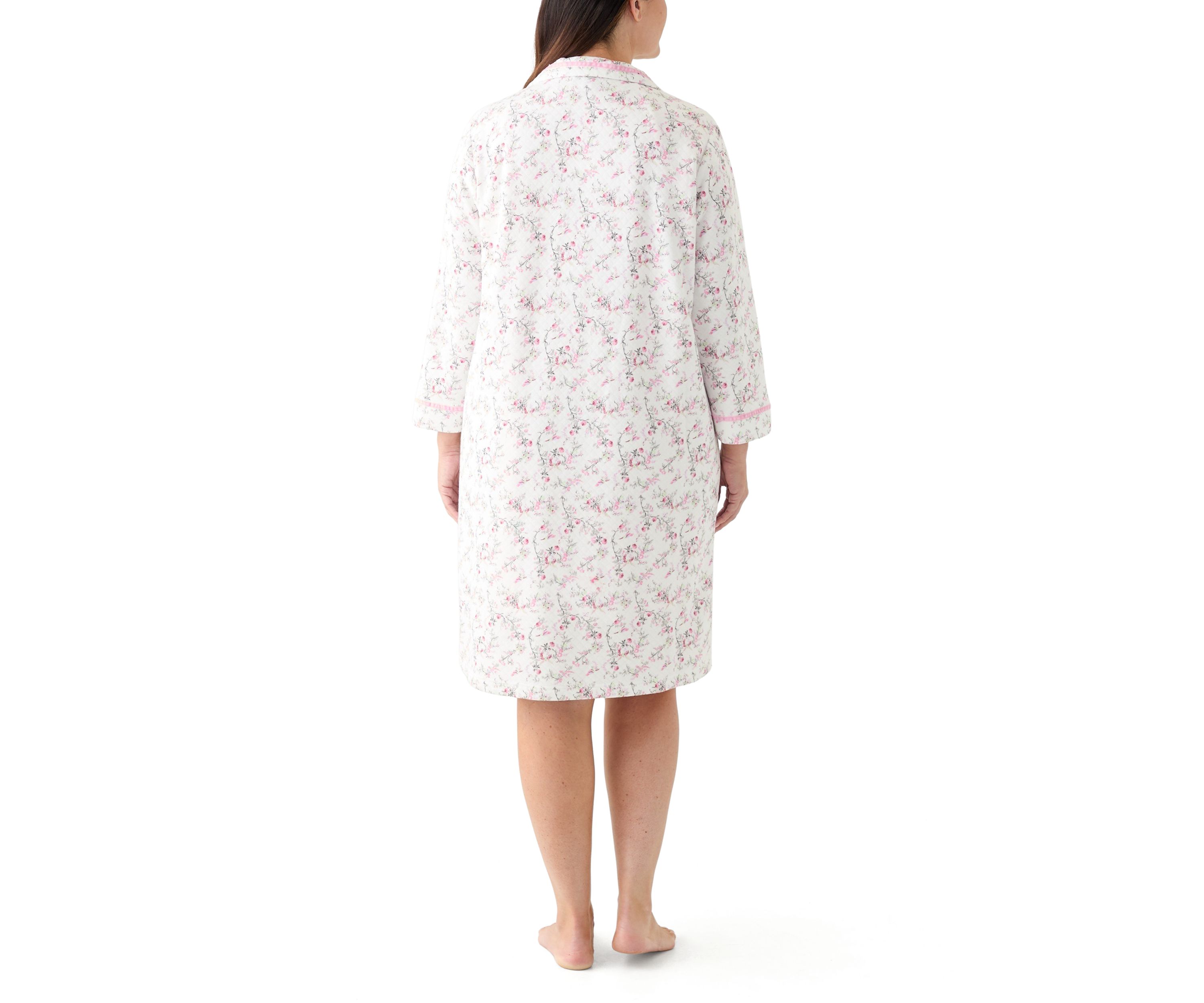 Plus Size Short Quilted Knit Zip Front Robe