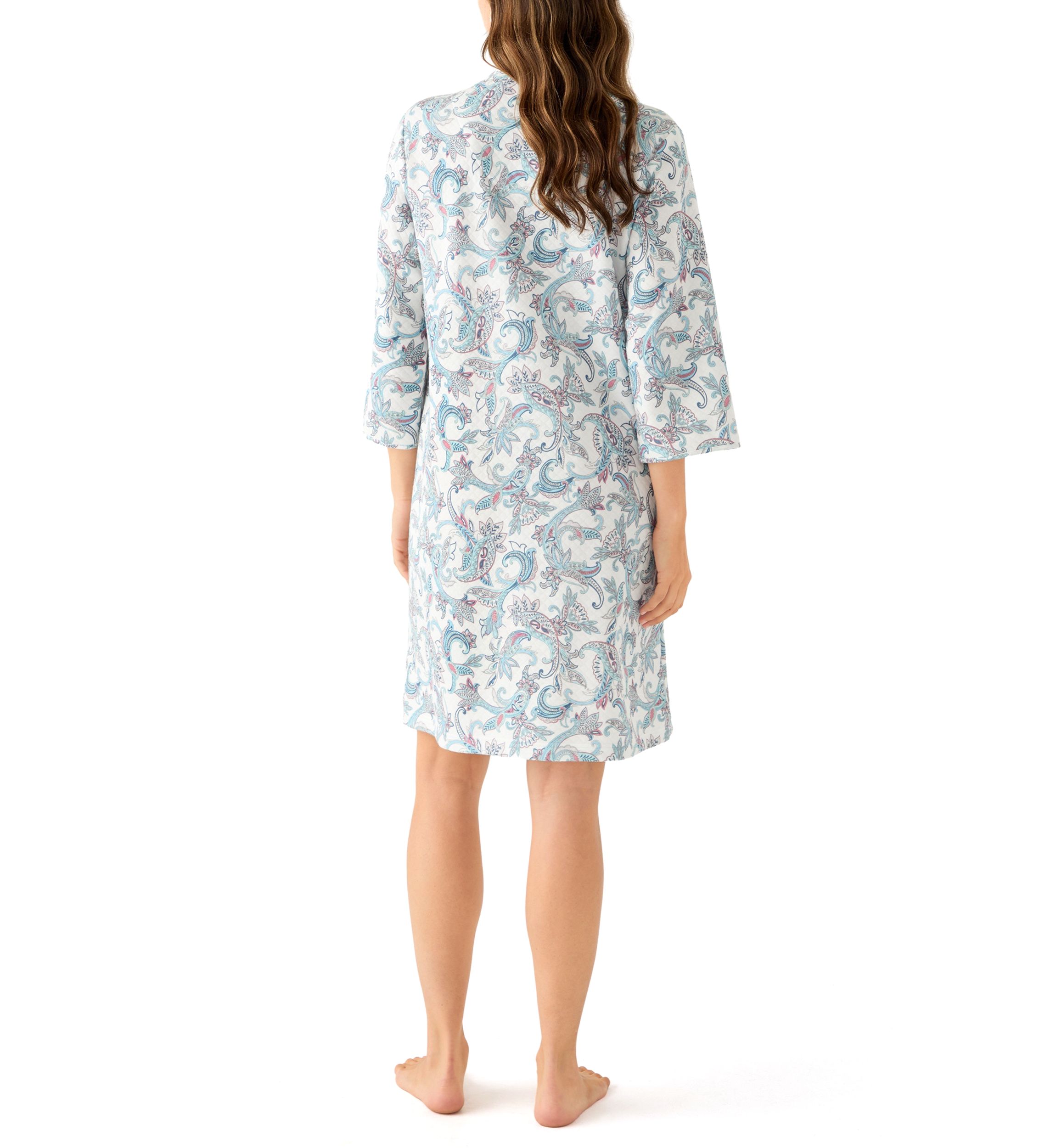 Short Quilted Knit Zip Robe