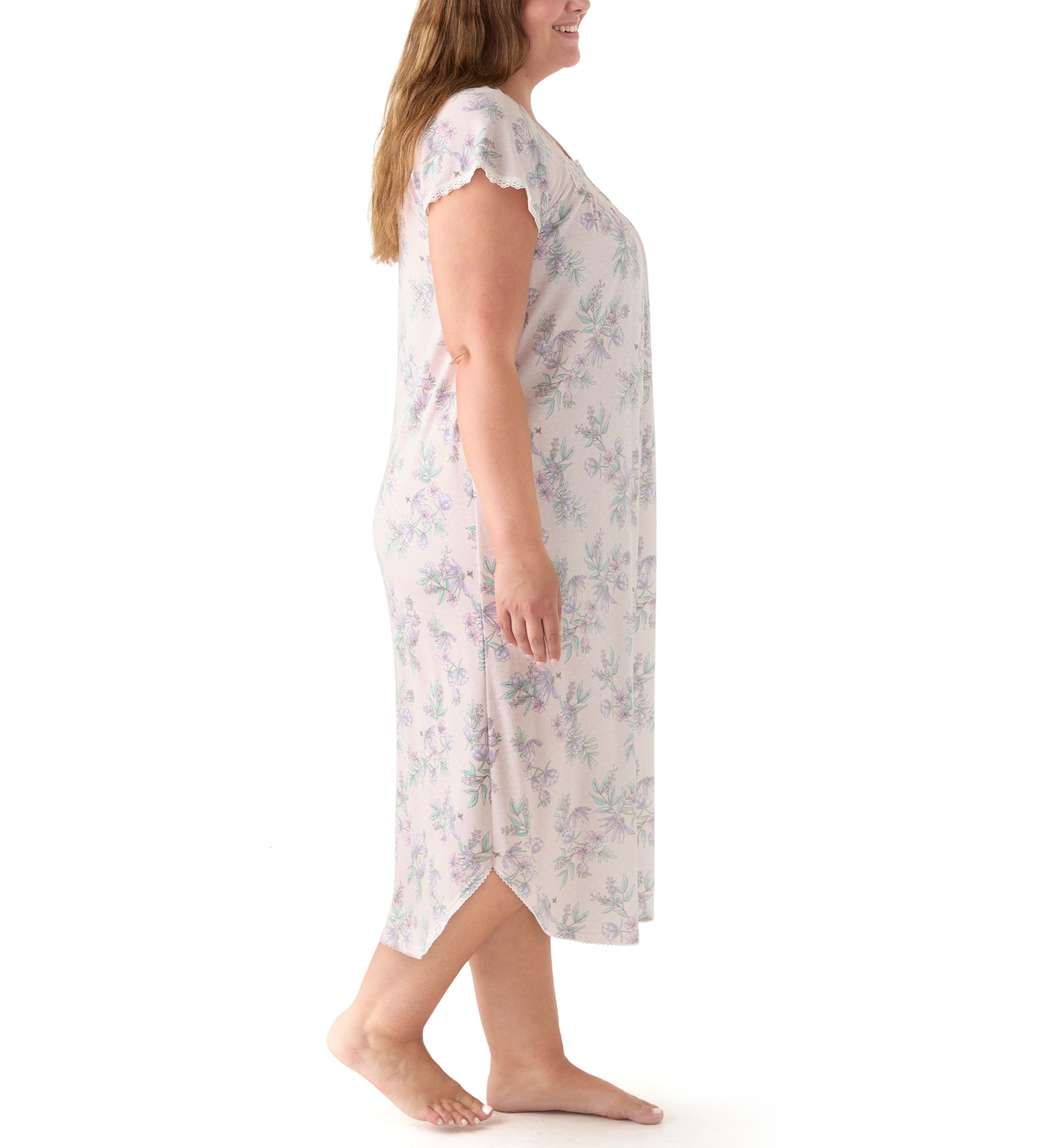 Plus Size Long Floral Printed Nightgown