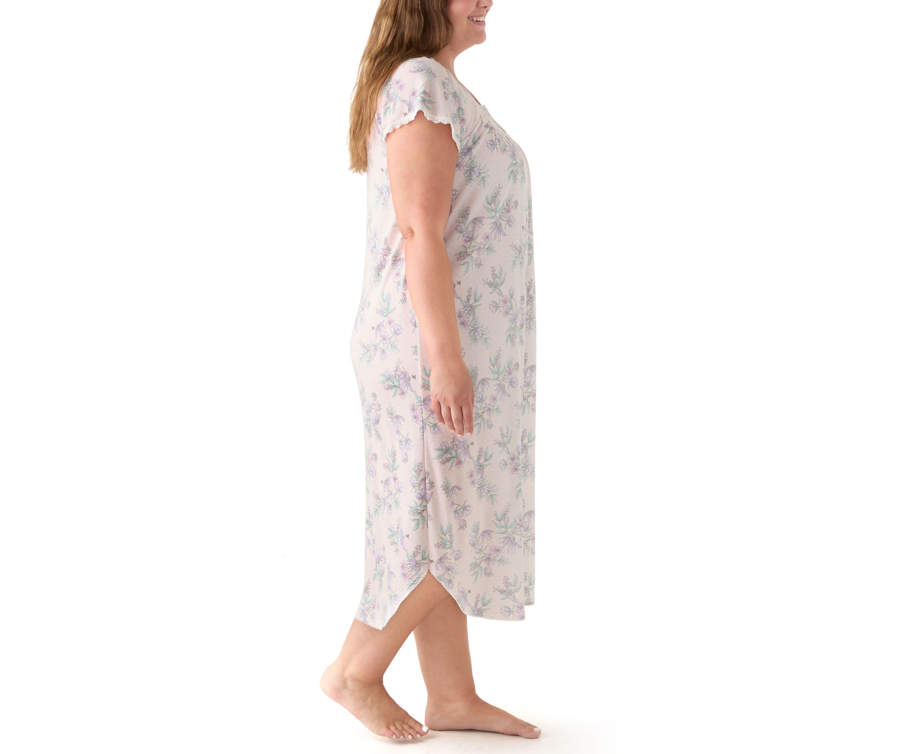 Plus Size Long Floral Printed Nightgown