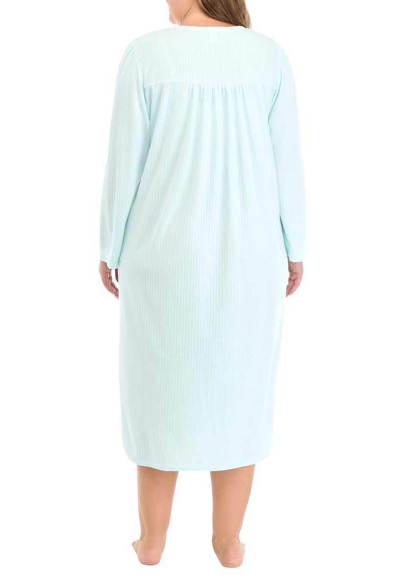 Plus Size Honeycomb Long Gown