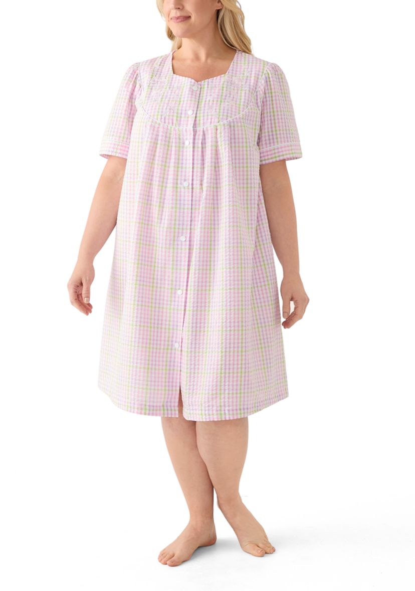 Plus Size Seersucker Short Snap Robe