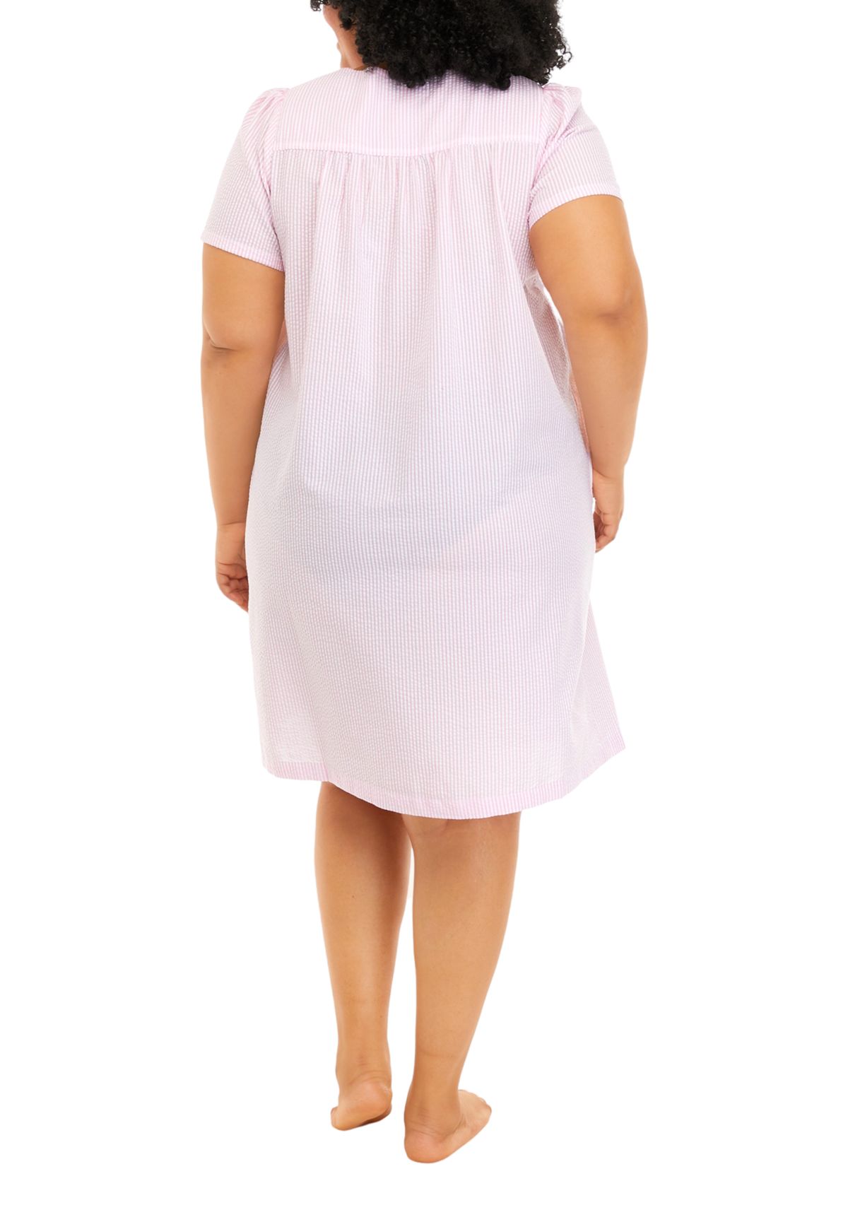 Plus Size Seersucker Short Gown