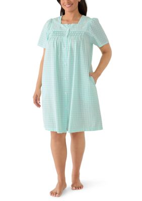 Miss Elaine Women's Plus Size Short Snap Seersucker Robe
