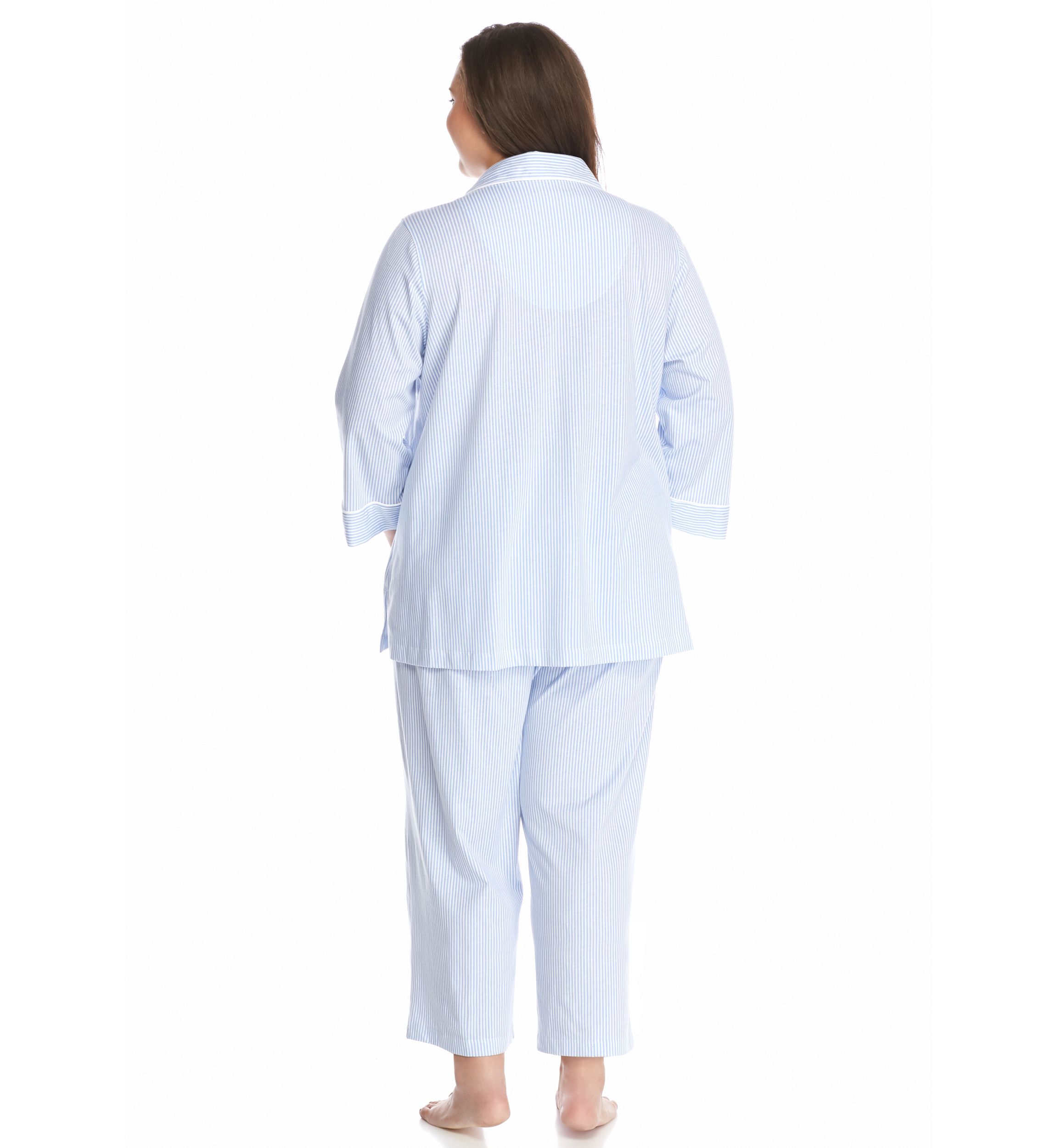 Plus Size 3/4 Sleeve Classic Notch Collar Capri Pajama Set