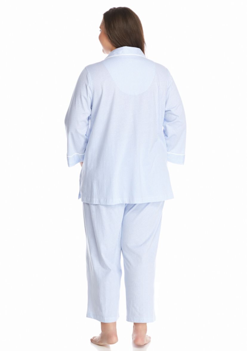 Plus Size 3/4 Sleeve Classic Notch Collar Capri Pajama Set