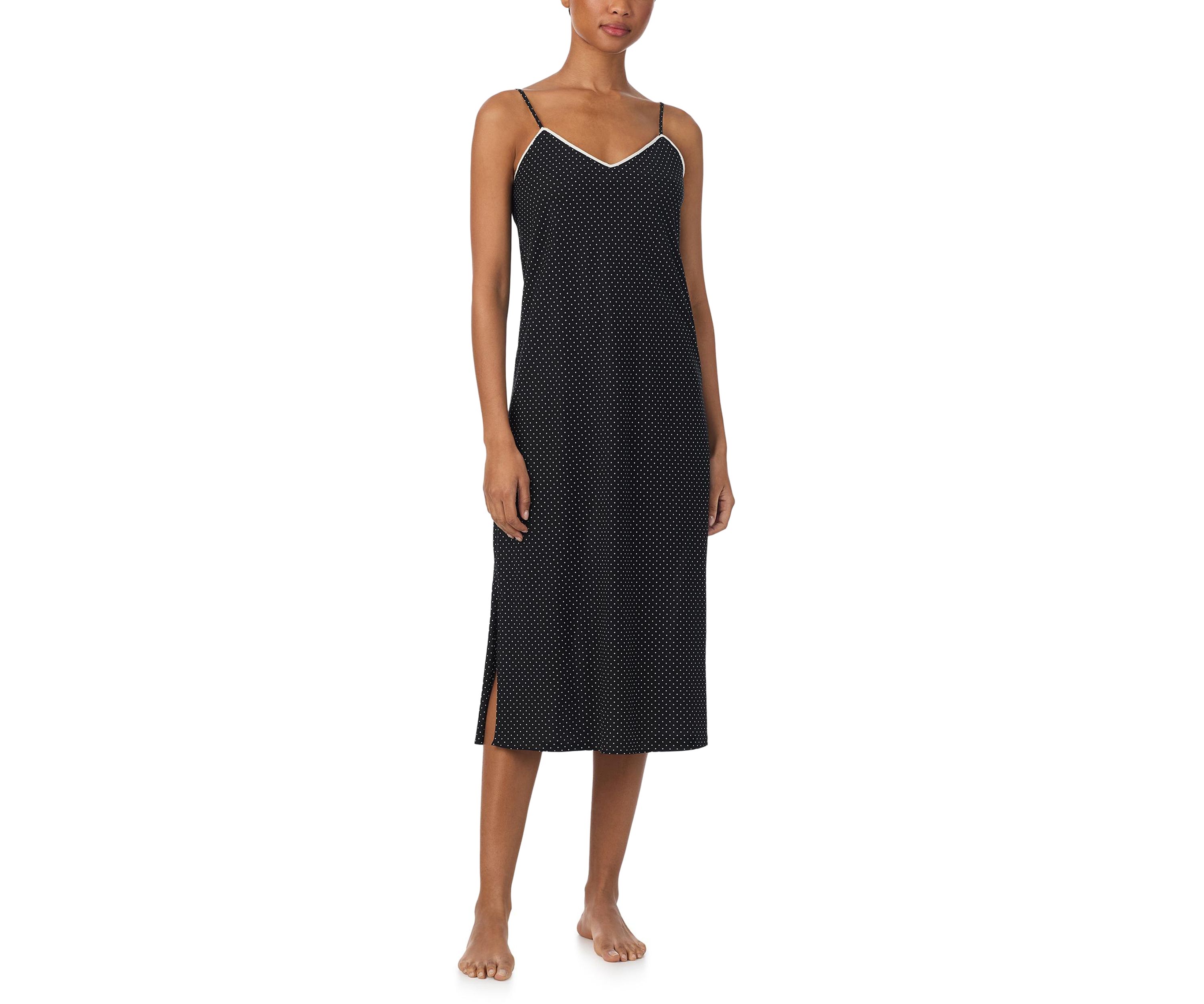 Sleevelees V-Neck Ballet Gown