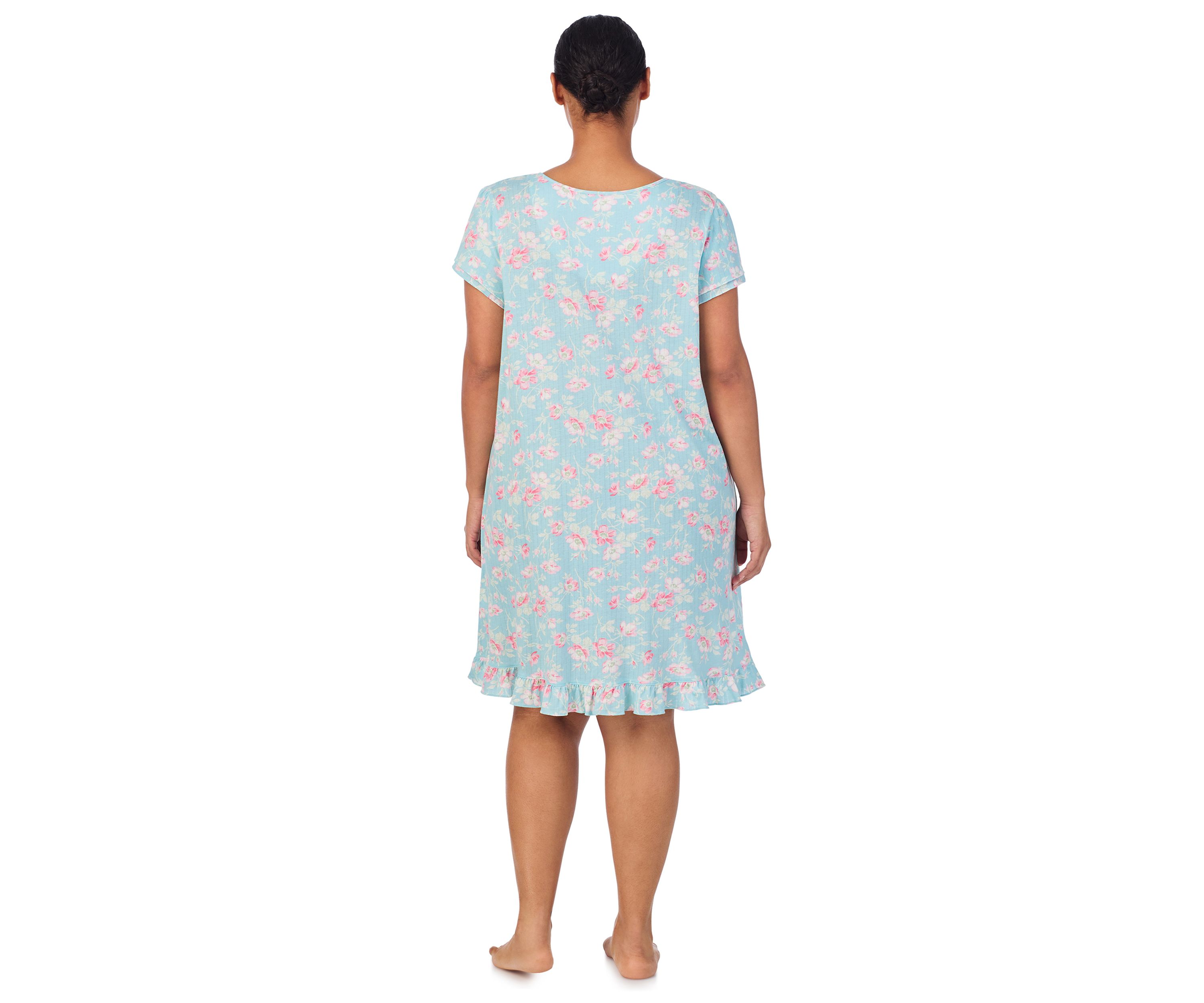 Plus Size Flutter Sleeve Keyhole Neck Short Gown