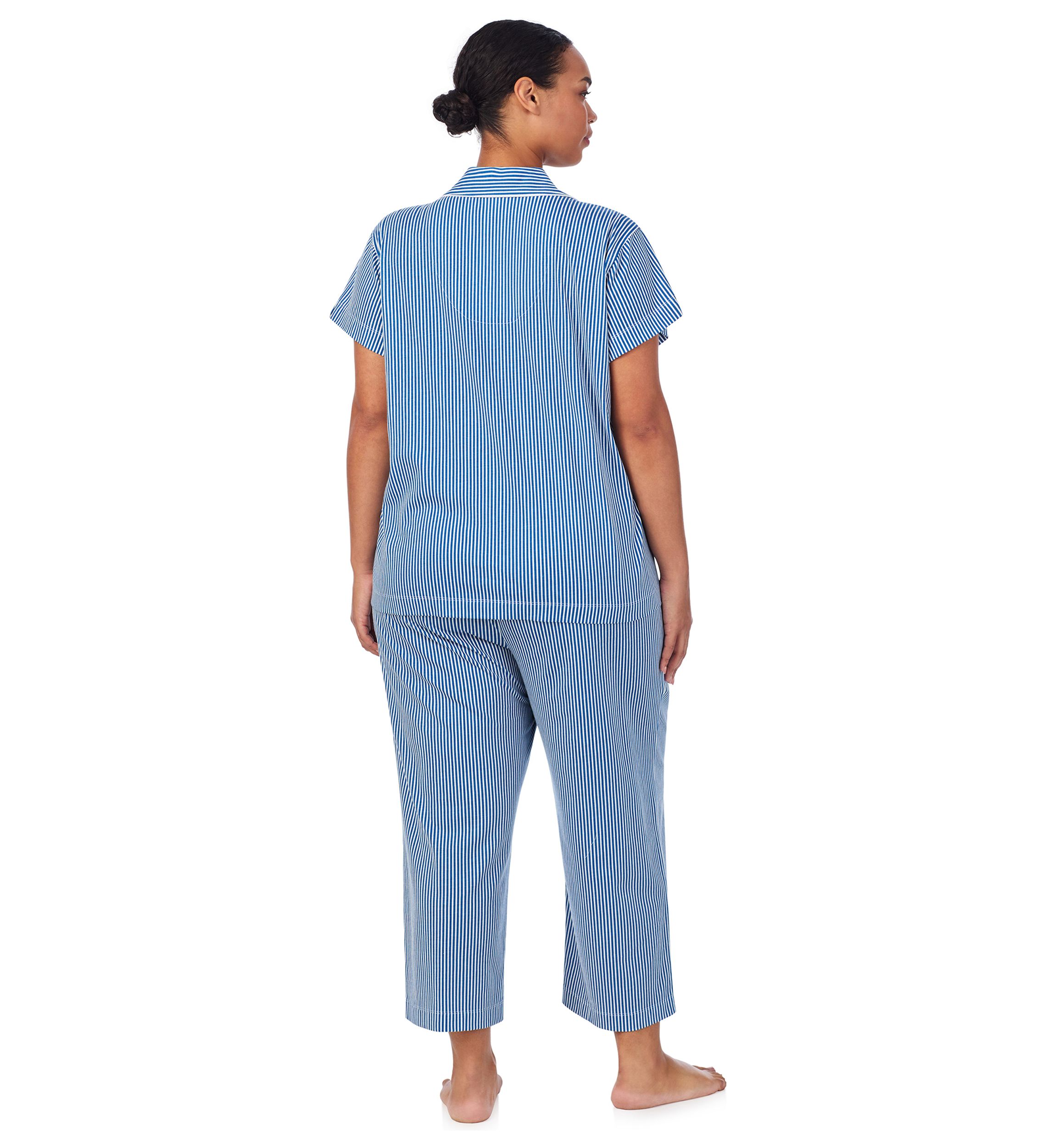 Plus Size Short Sleeve Notch Collar Cropped Pants Pajama Set