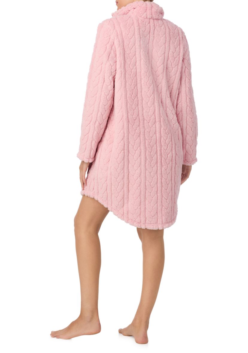 Short Cable Zip Robe