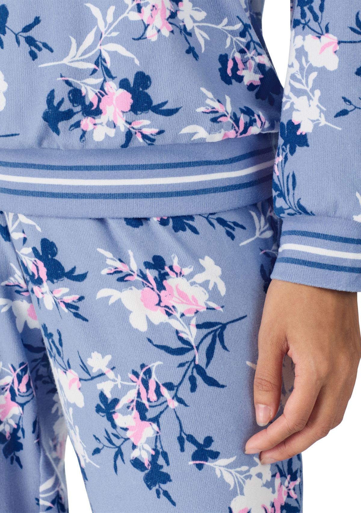 Womens Long Sleeve Jogger Pajama Set