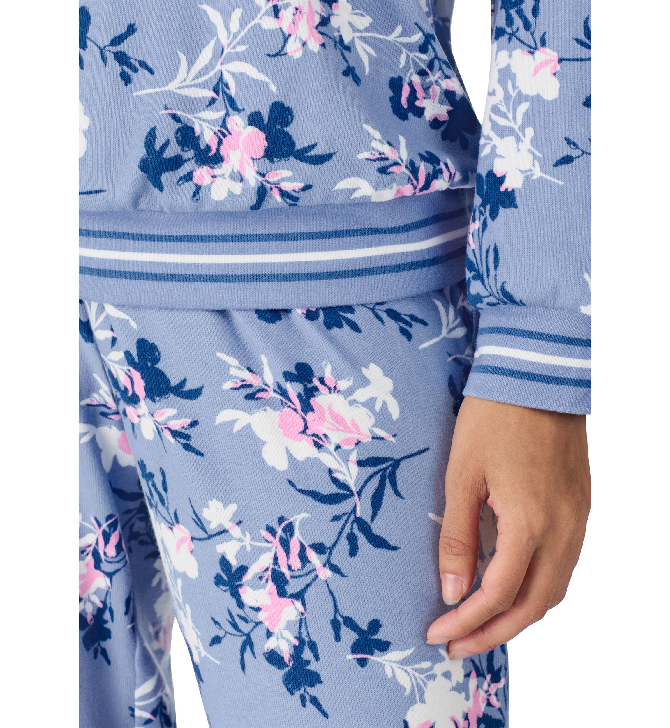 Womens Long Sleeve Jogger Pajama Set