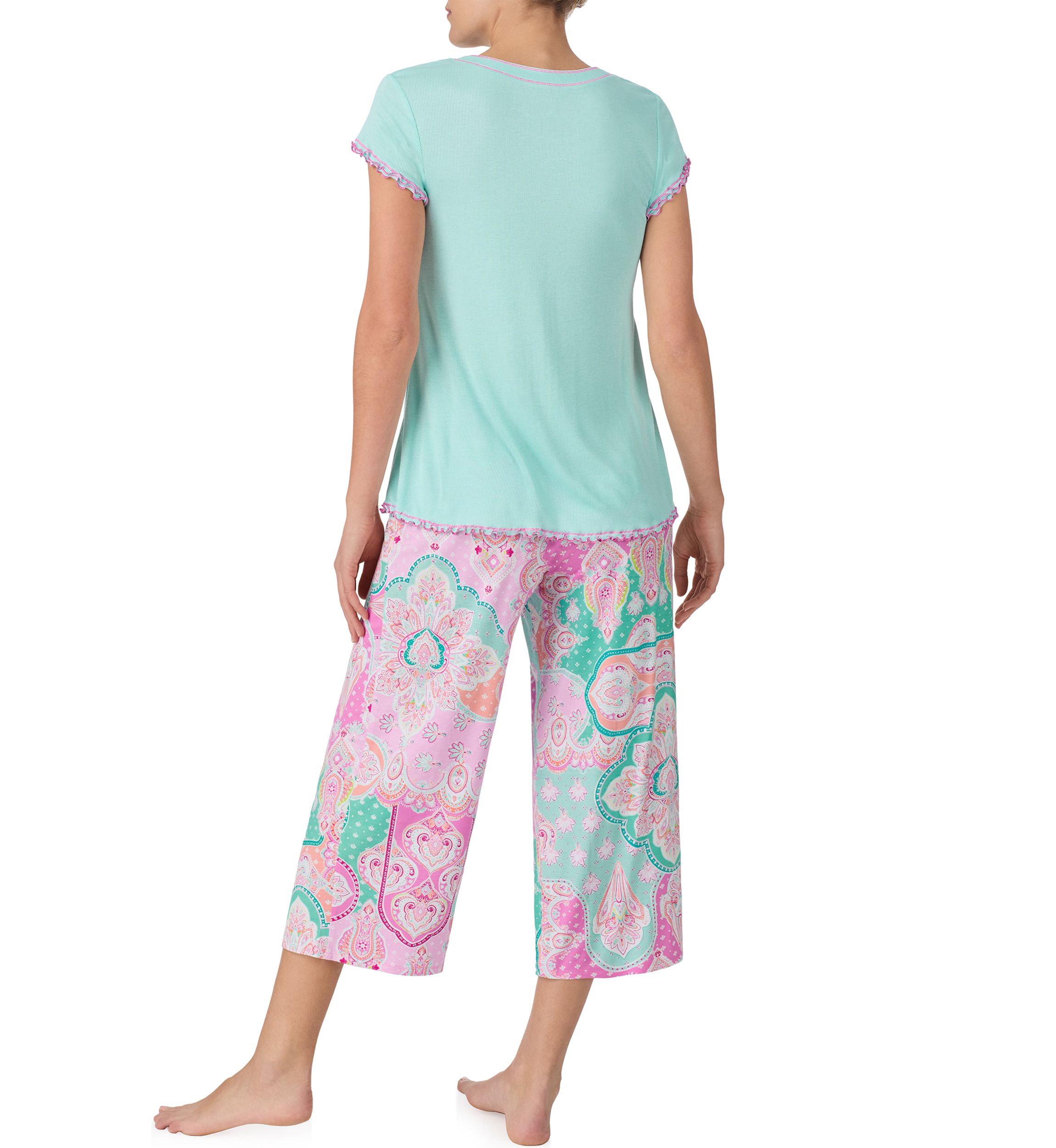 Solid Short Sleeve T-Shirt and Cropped Printed Pants Pajama Set