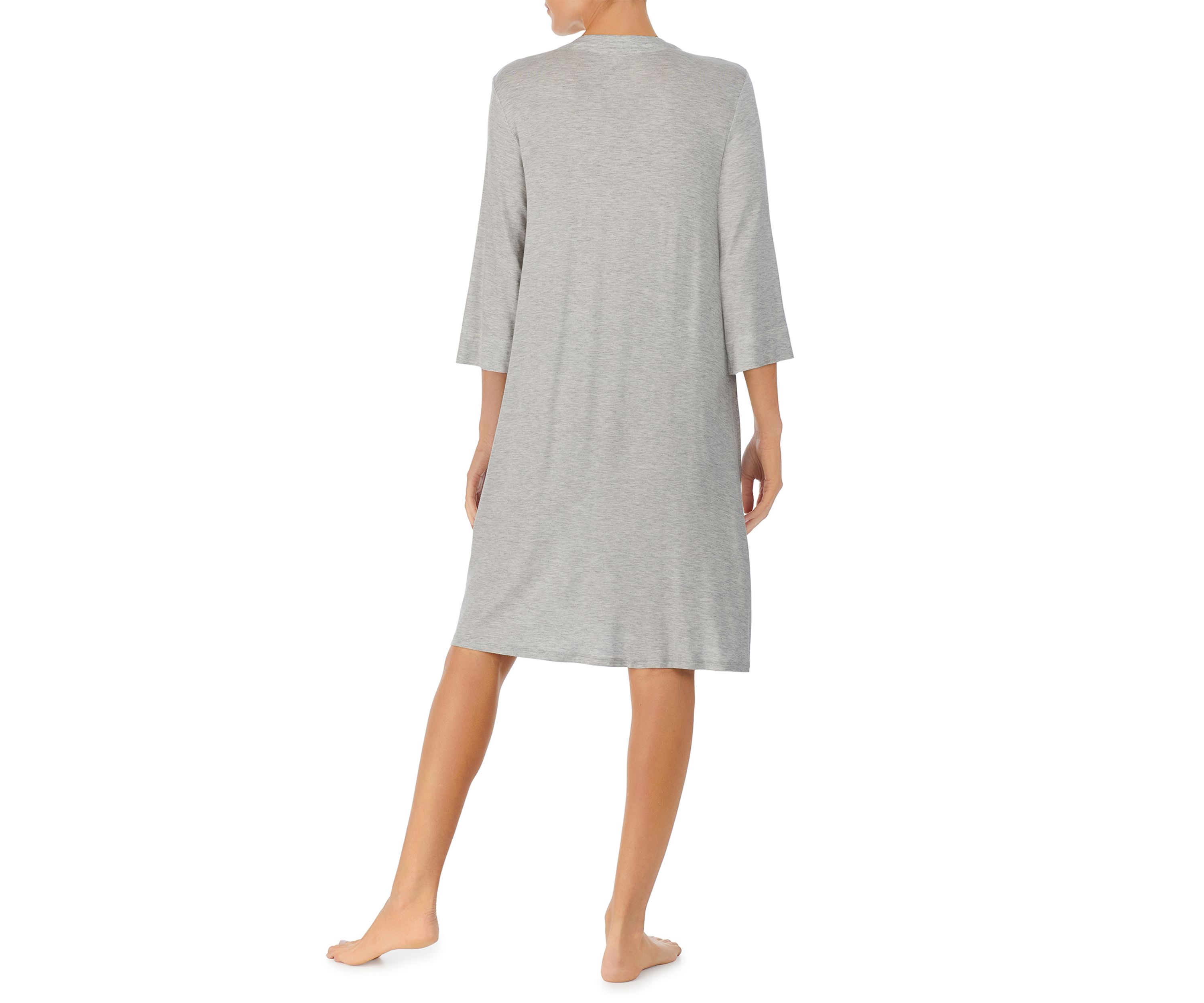 3/4 Sleeve Zip Robe 
