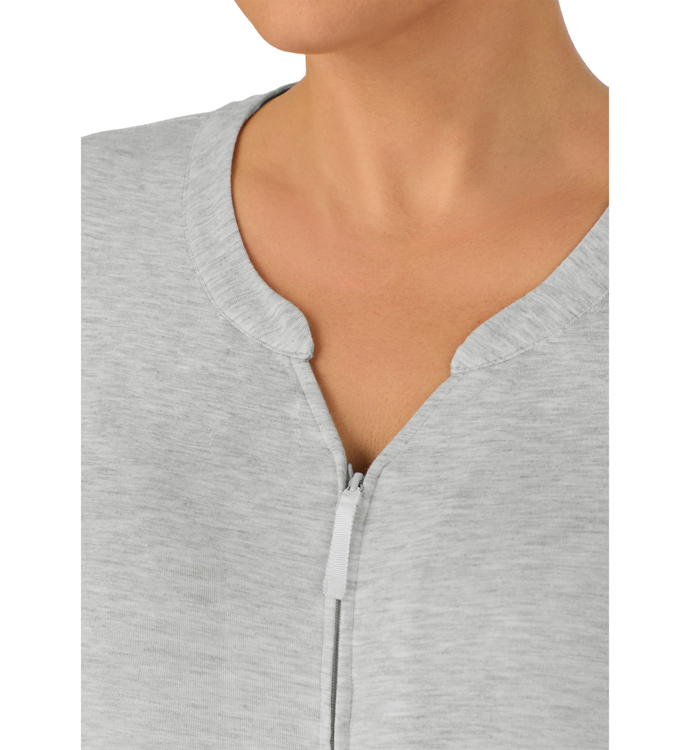 Plus Size 3/4 Sleeve Zip Robe