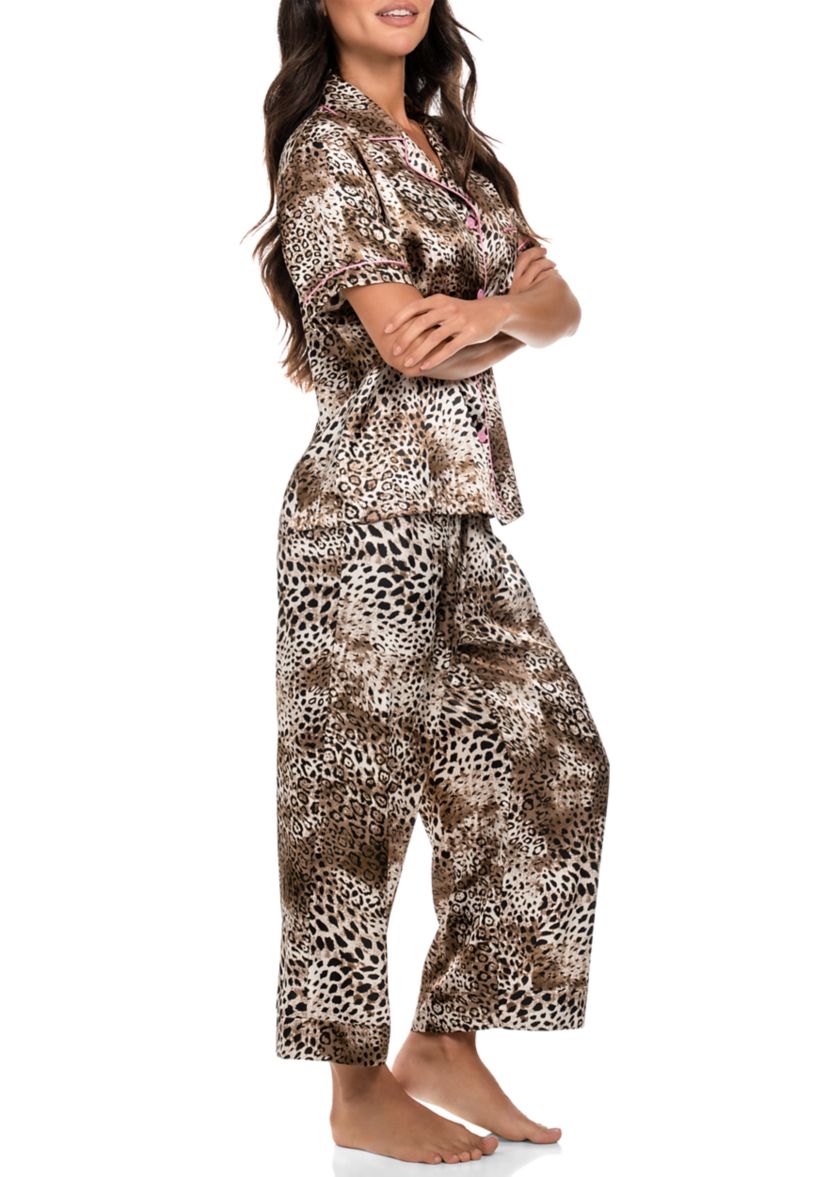 Nakura Skin Notch Pajama Set 