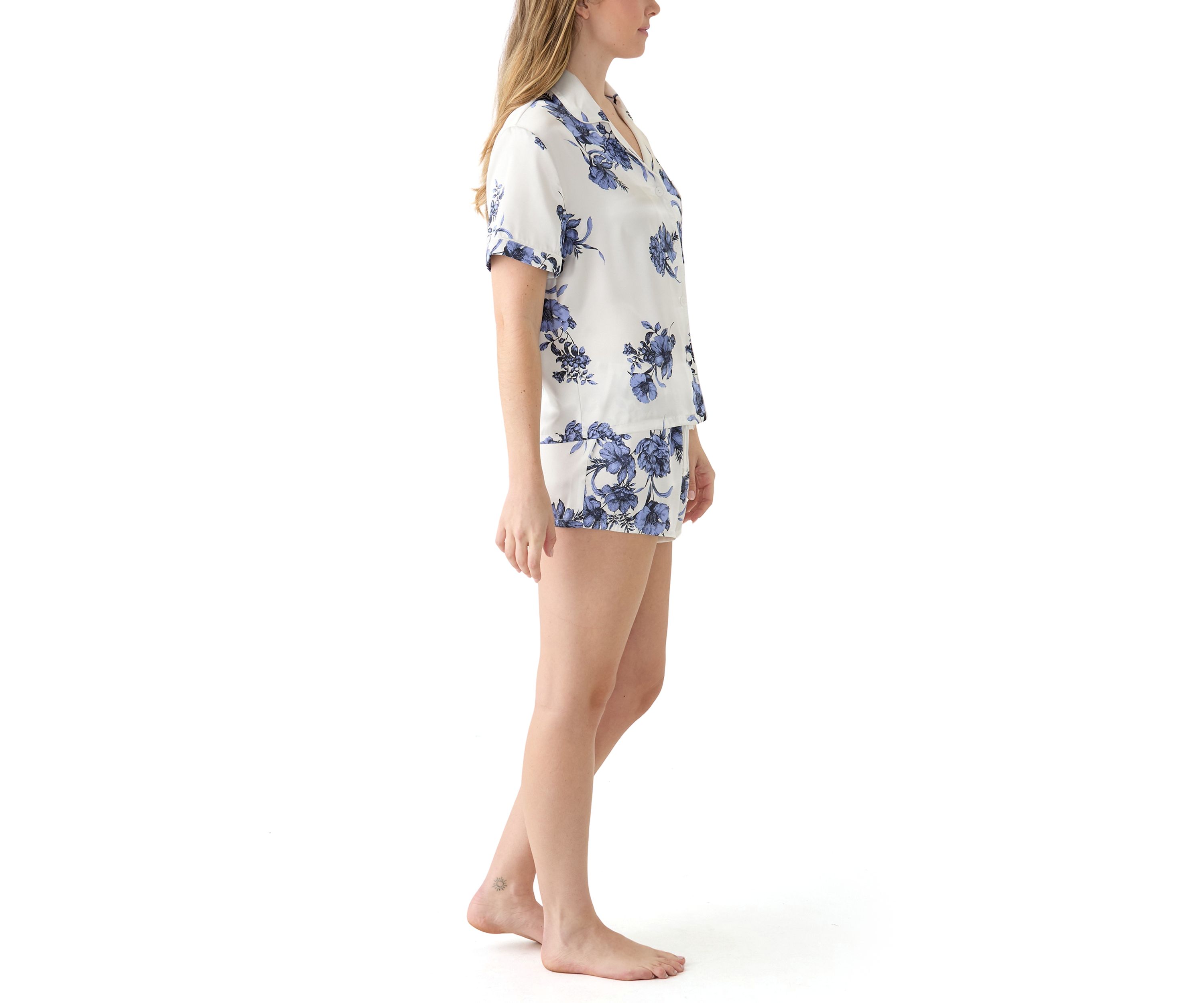 Floral 	  Satin Pajama Set 