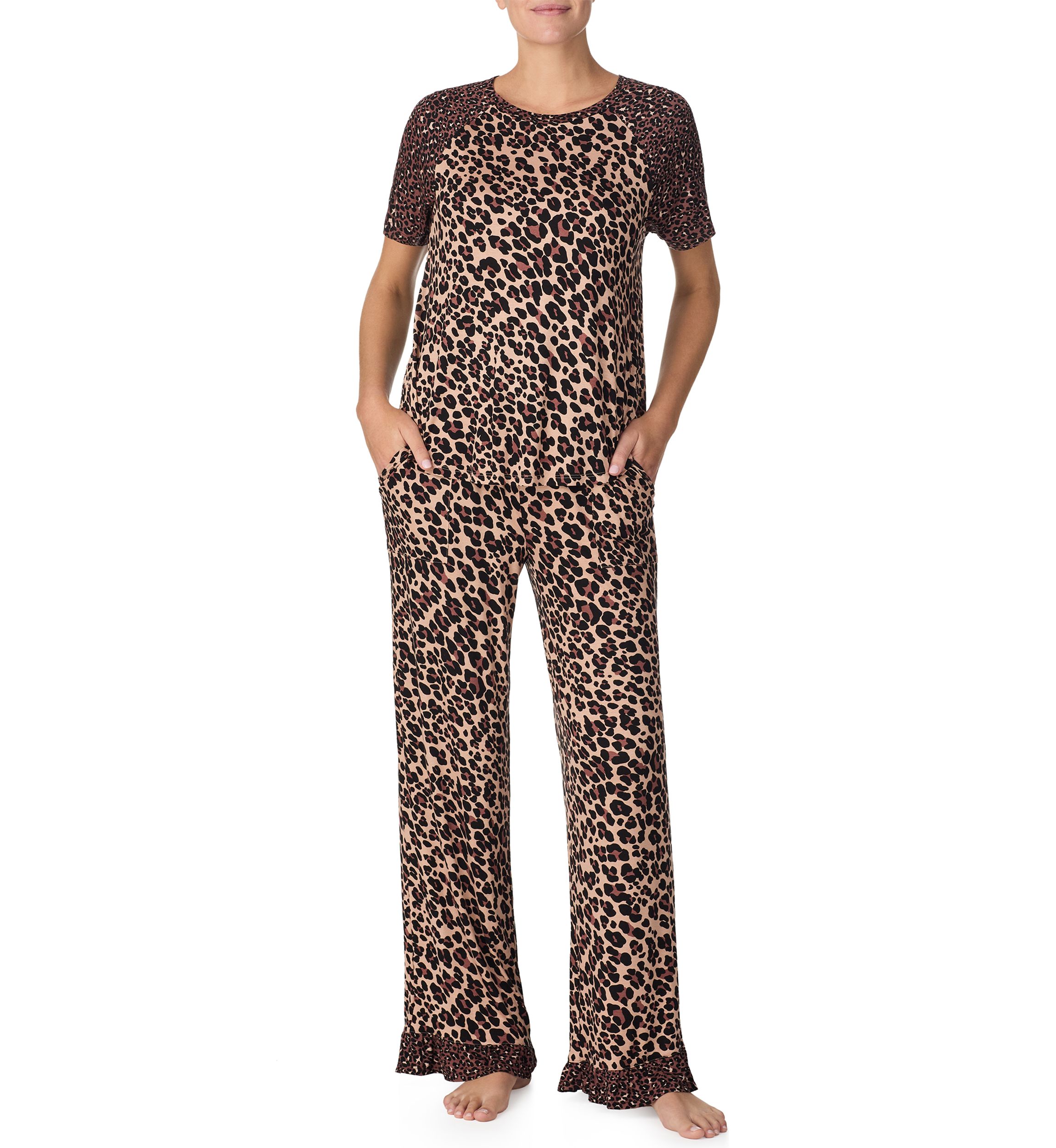 Womens Short Sleeve T-Shirt and Pants Pajama Set
