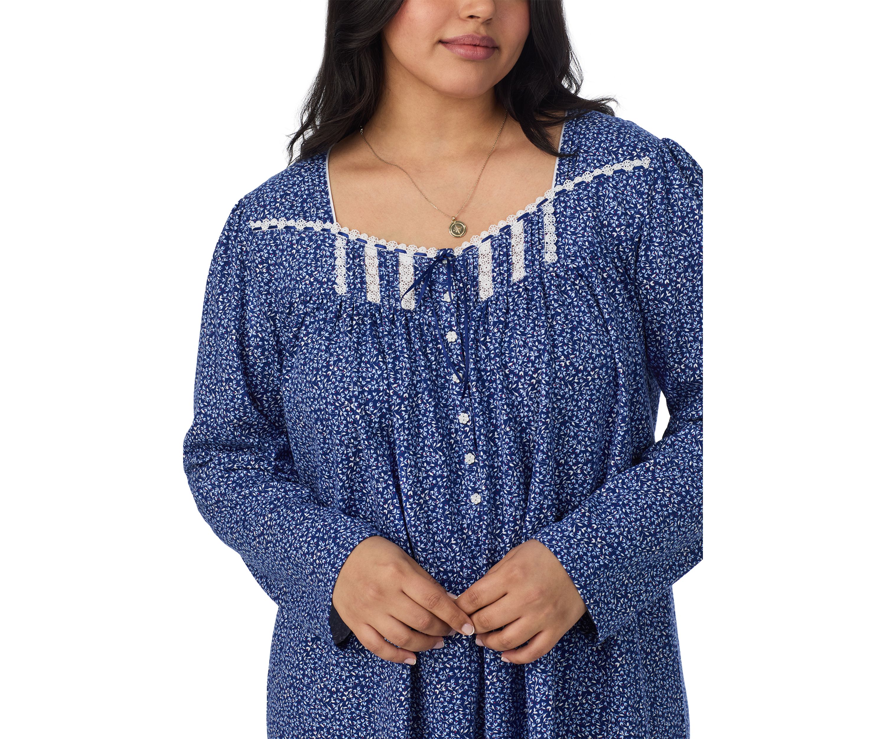 Plus Size Long Sleeve Short Nightgown