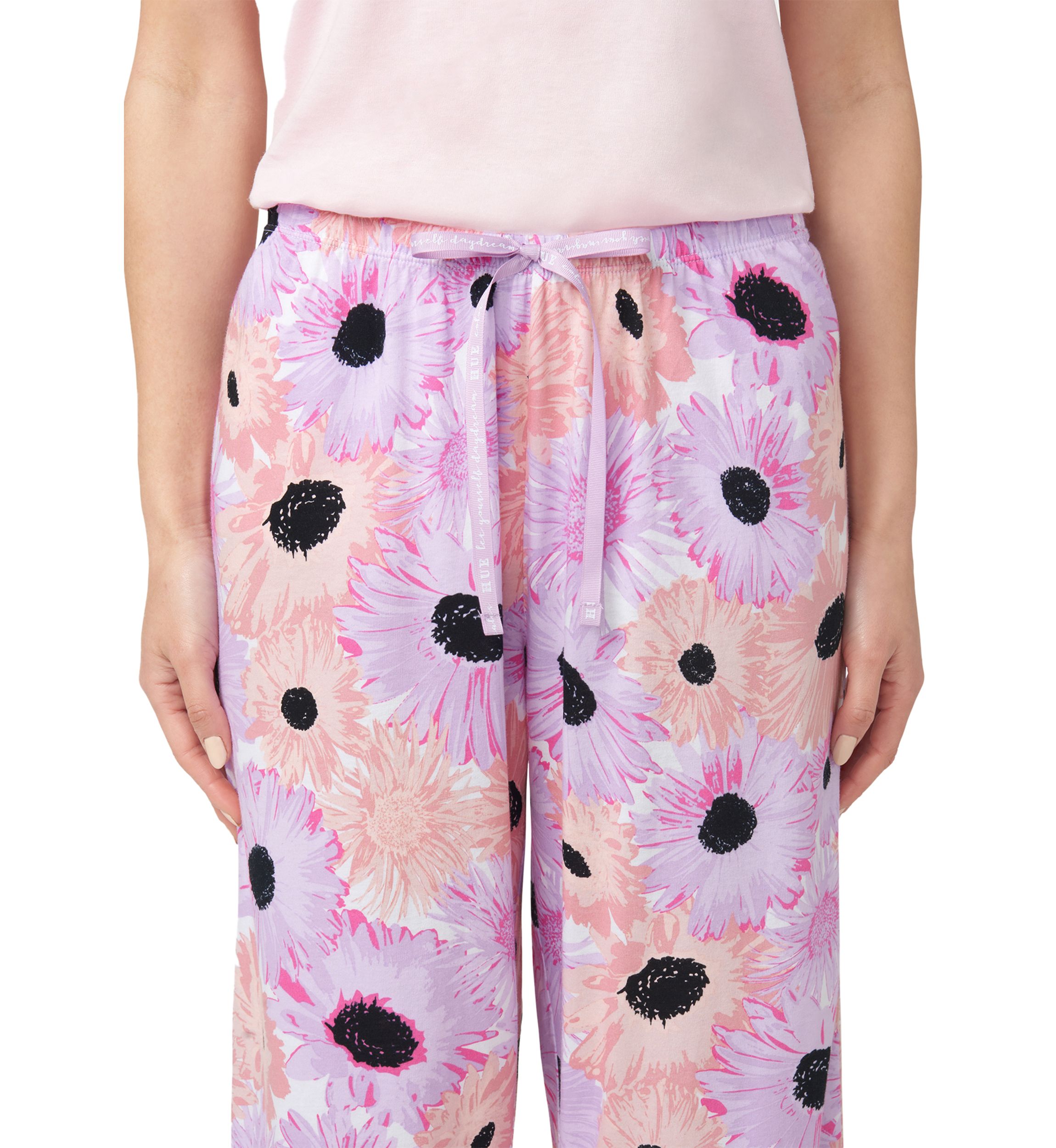 Daisy Delight Printed Capri Pajama Pants