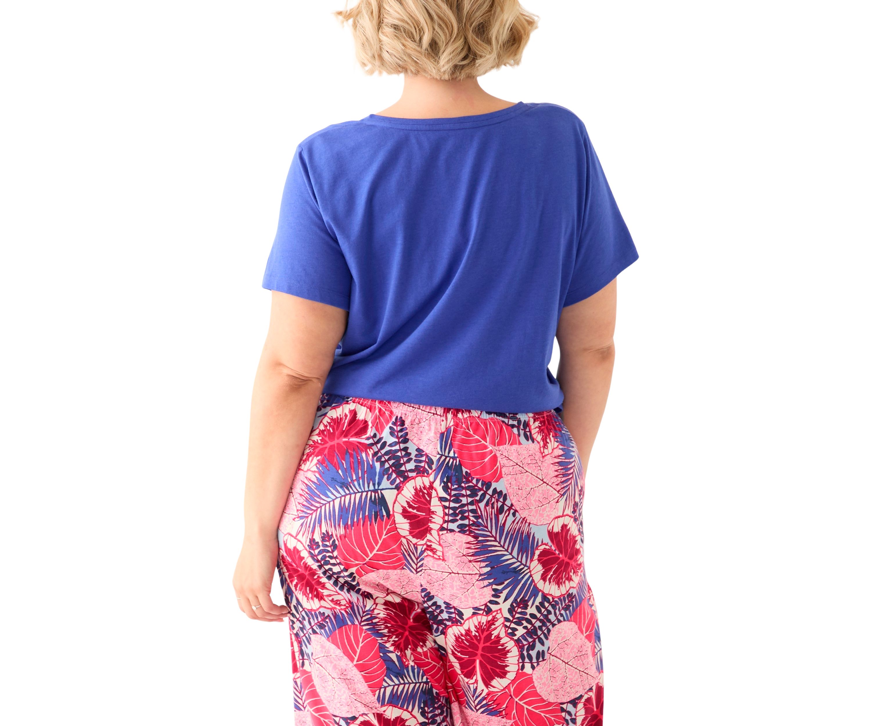 Plus Size Short Sleeve V-Neck T-Shirt 