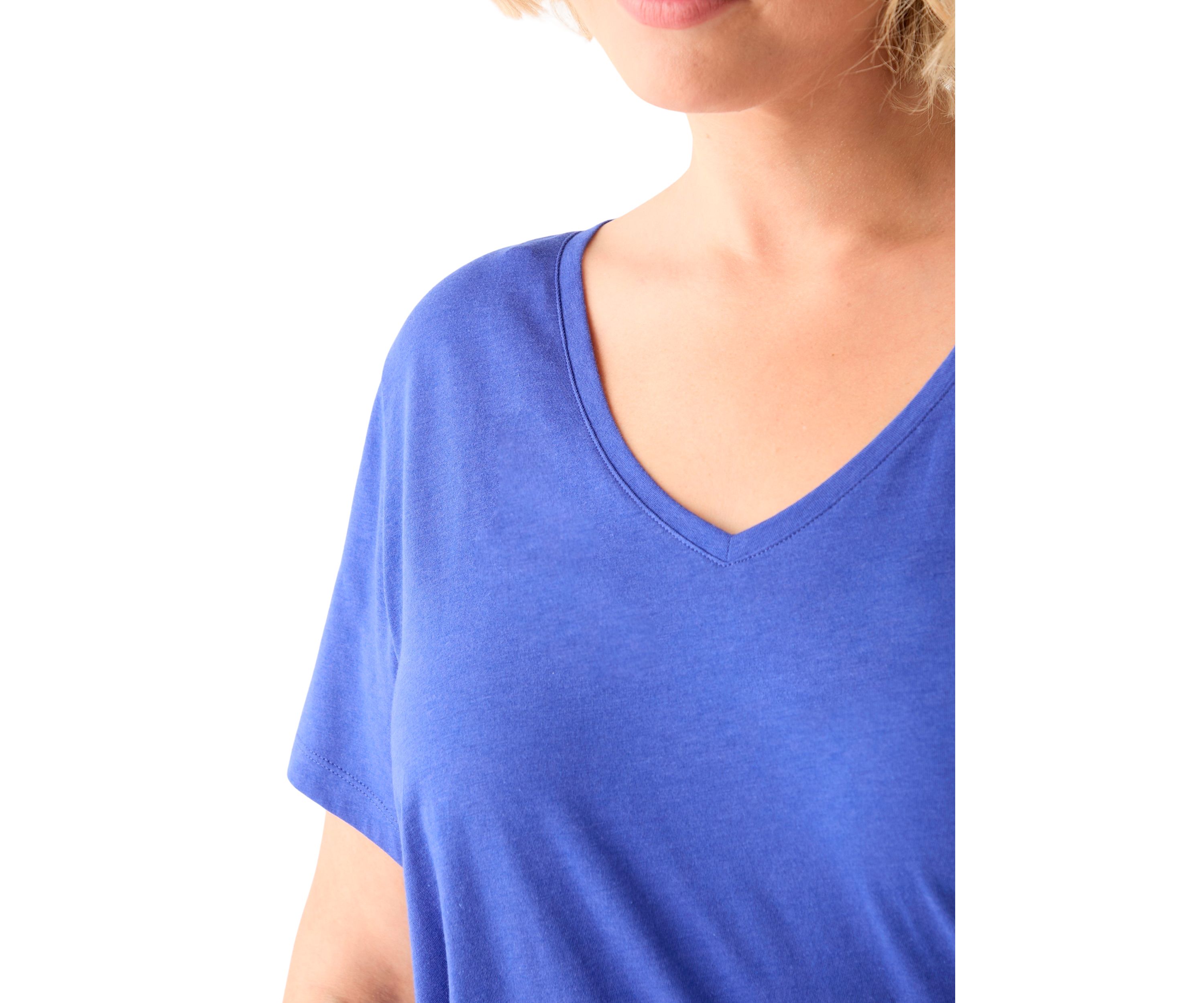Plus Size Short Sleeve V-Neck T-Shirt 