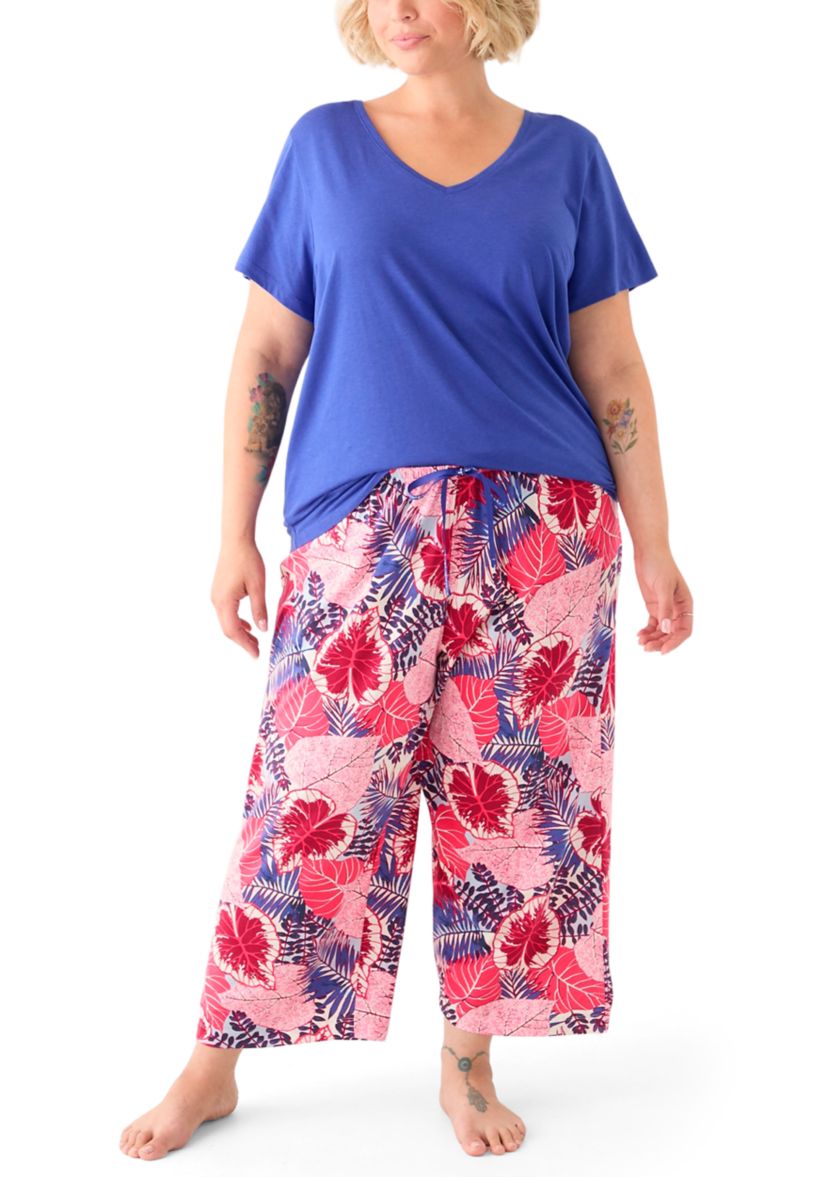 Plus Size Short Sleeve V-Neck T-Shirt 
