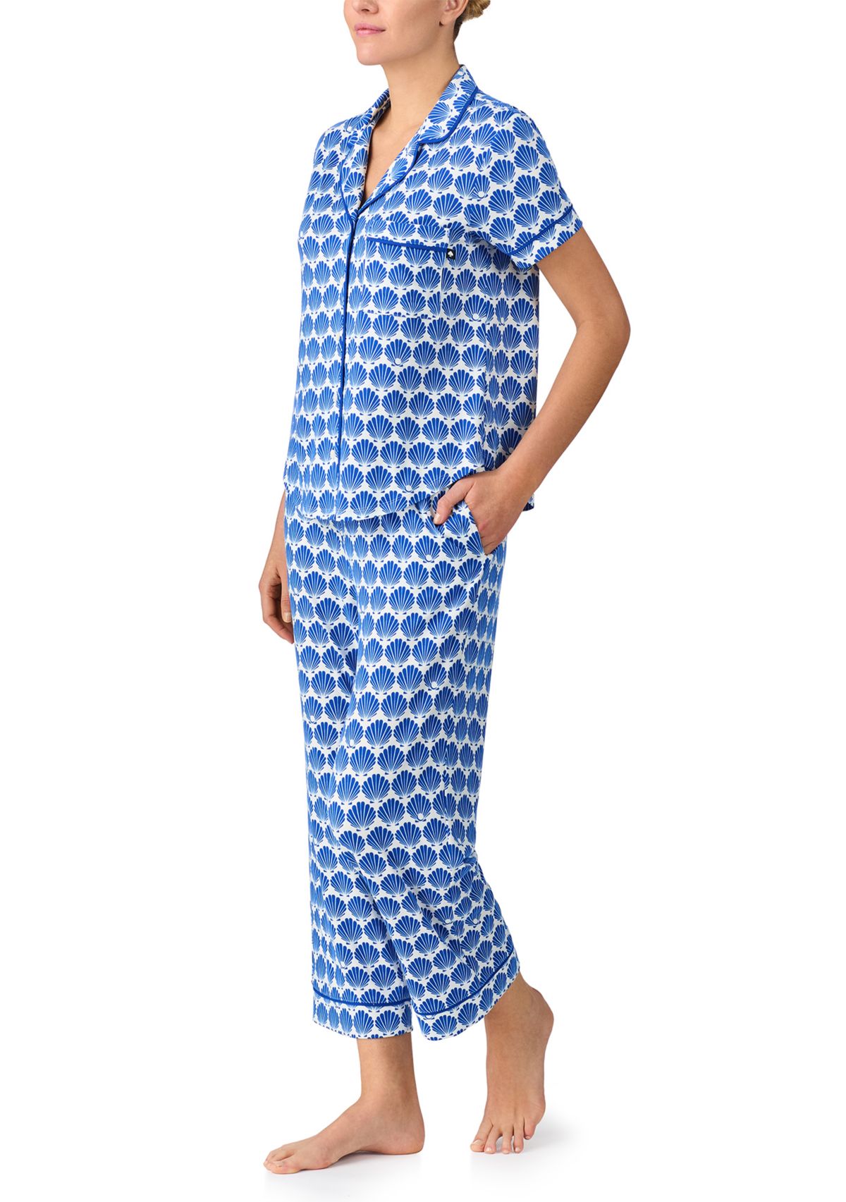 Womens Short Sleeve Cropped Notch Pajama Set