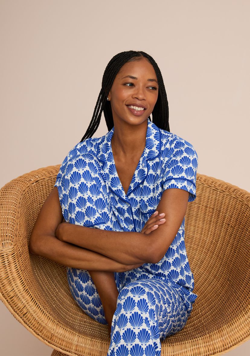 Womens Short Sleeve Cropped Notch Pajama Set