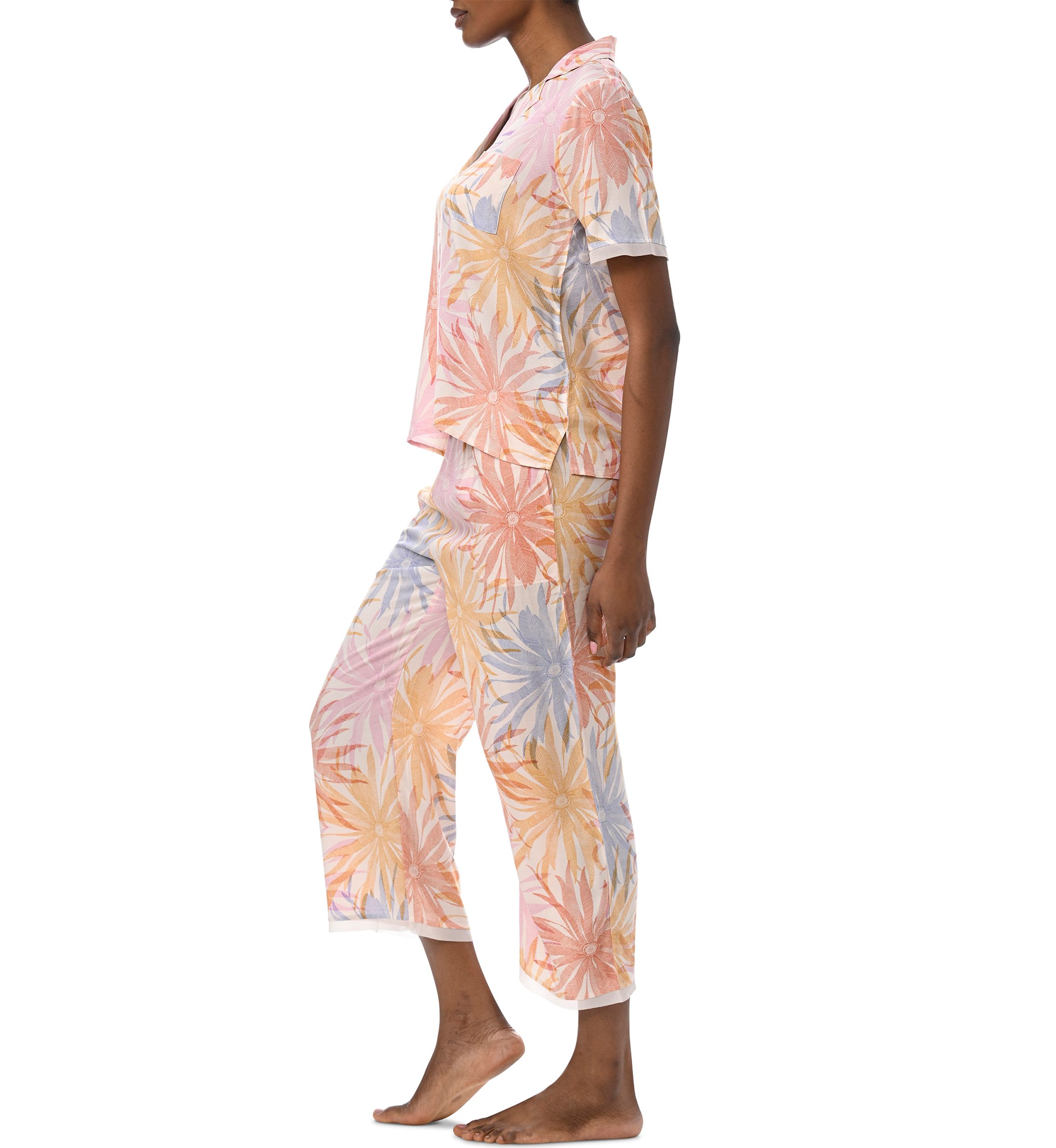 Short Sleeve Notch Collar Top and Cropped Pants Woven Pajama Set
